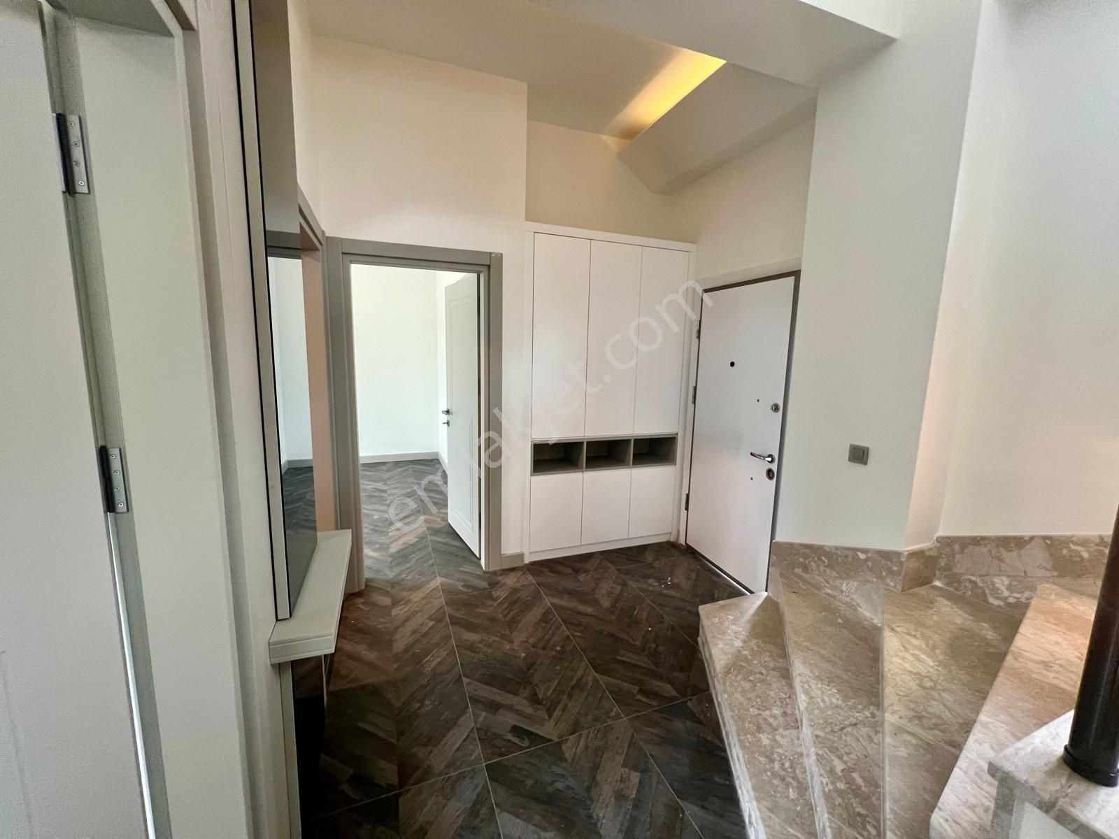 Akçay Aras Emlaktan Gürede 355 M² Arsa İçinde Müstakil Villa - Görsel 3