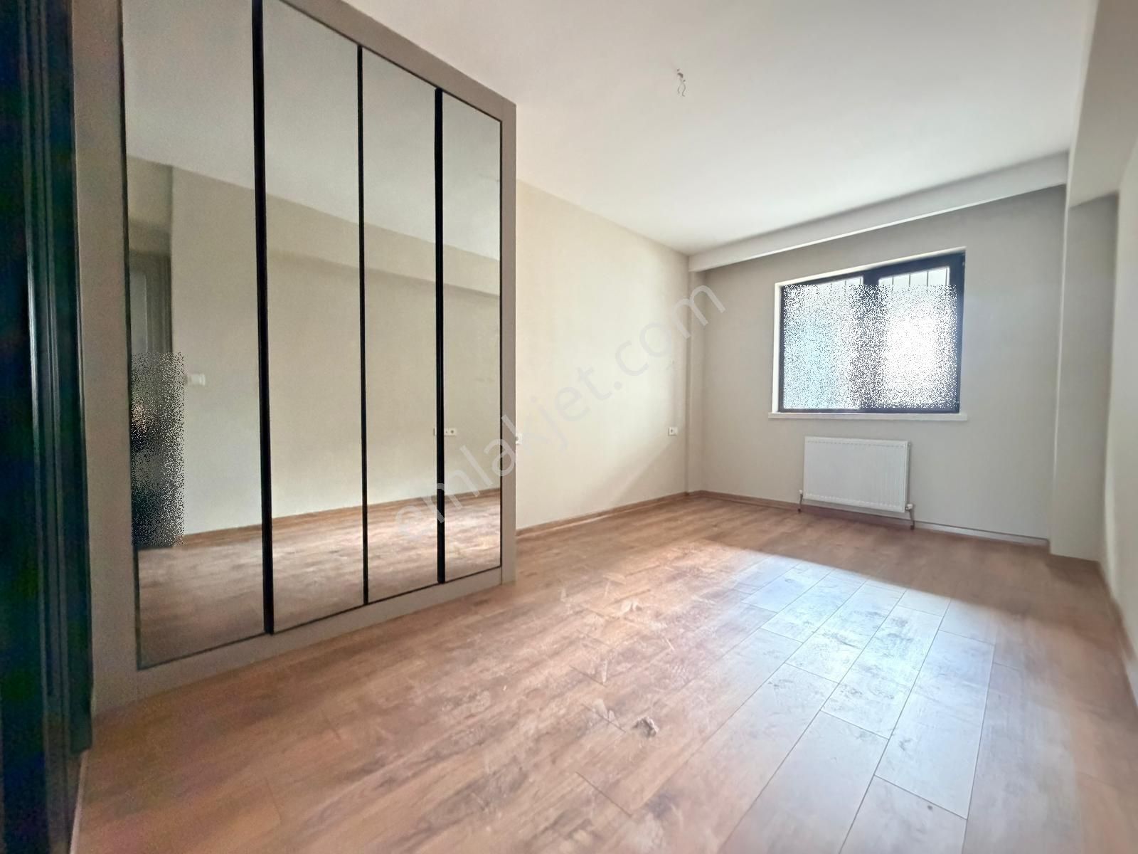 Yuvam'dan Ön Cephe İşçilik Harikası Giyinme Odalı Mega Lüks 3+1 - Görsel 33