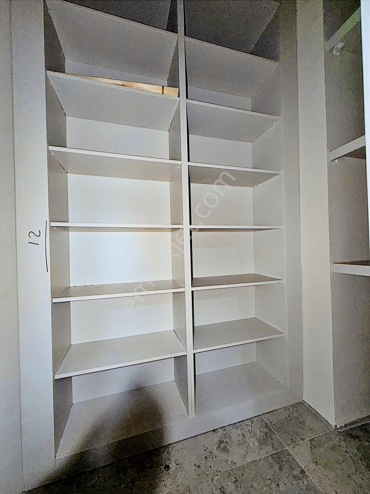 Yuvam'dan Ön Cephe İşçilik Harikası Giyinme Odalı Mega Lüks 3+1 - Görsel 6