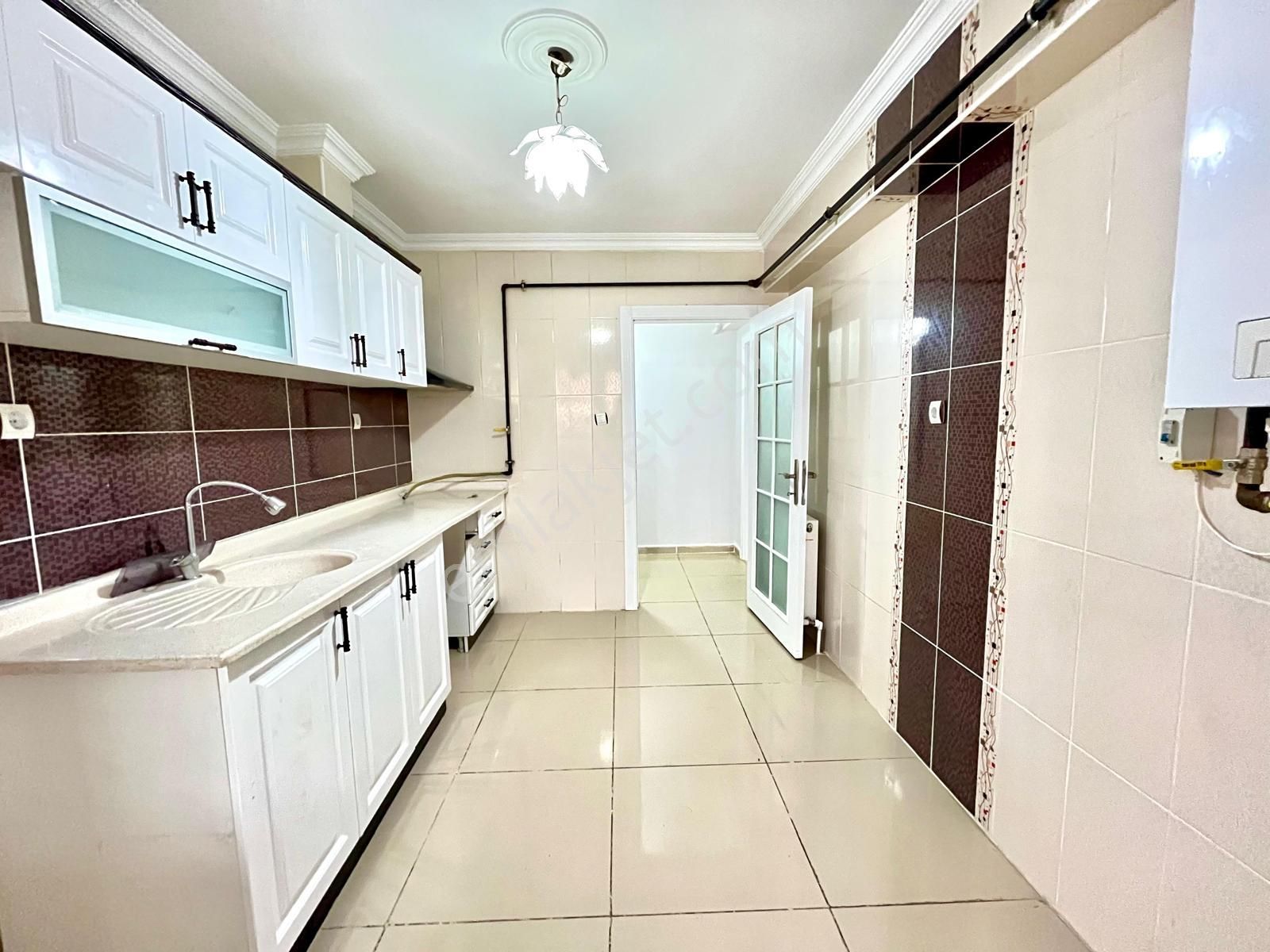 Mamak - Başak Mahallesinde Caddeye Yakın Yapılı 3+1 Satılık Fırsat Dairesi !!! - Görsel 6