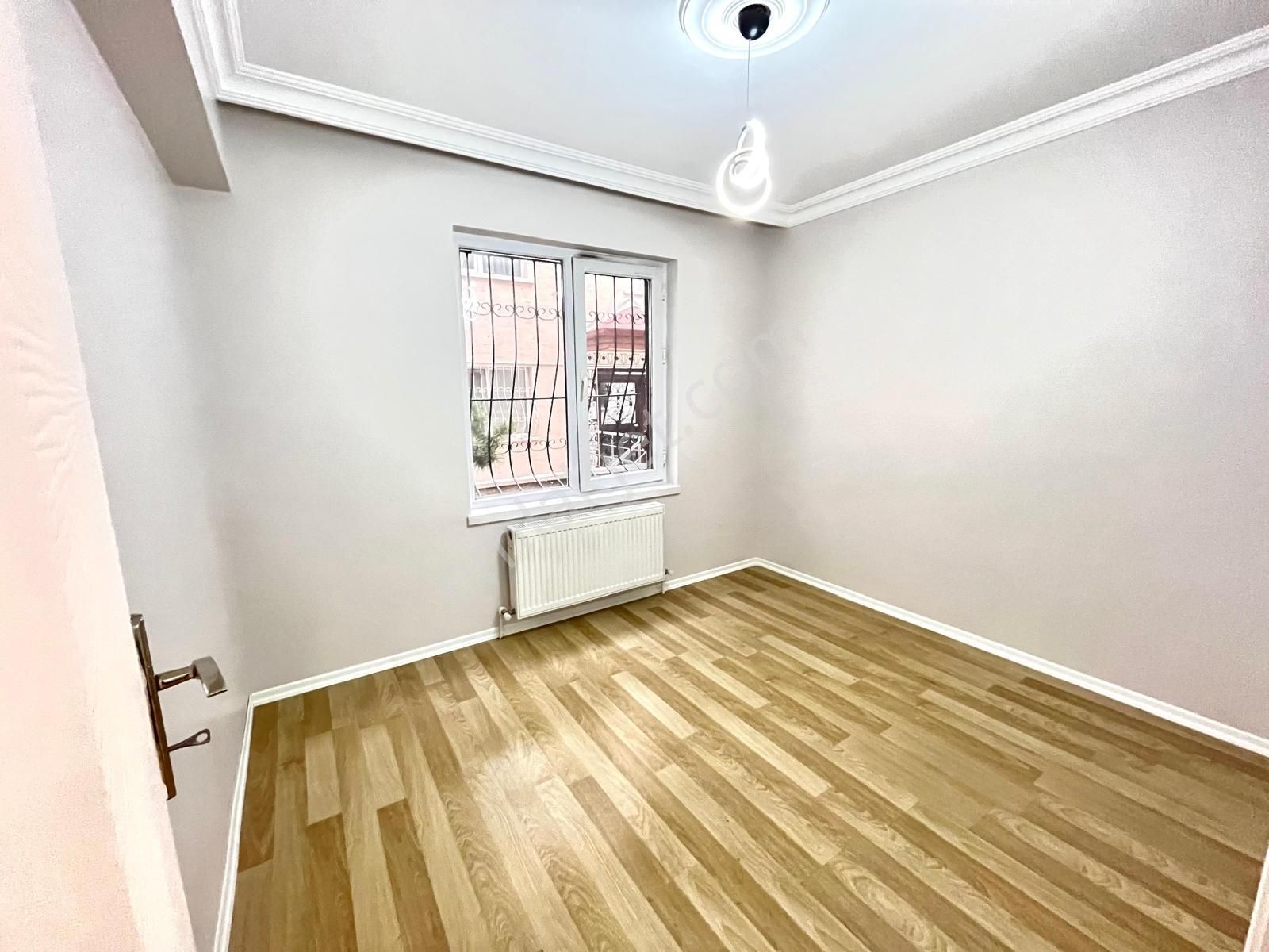 Mamak - Başak Mahallesinde Caddeye Yakın Yapılı 3+1 Satılık Fırsat Dairesi !!! - Görsel 14