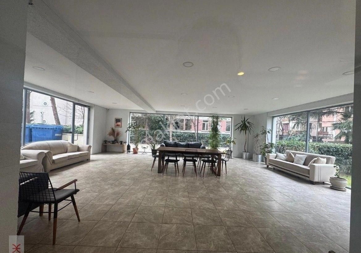 Erenköy Ömerpaşada Oyuncakbmüzesi Yanı Havuzlu 2017 Yapımı 2+1 Şık Daire... - Görsel 9