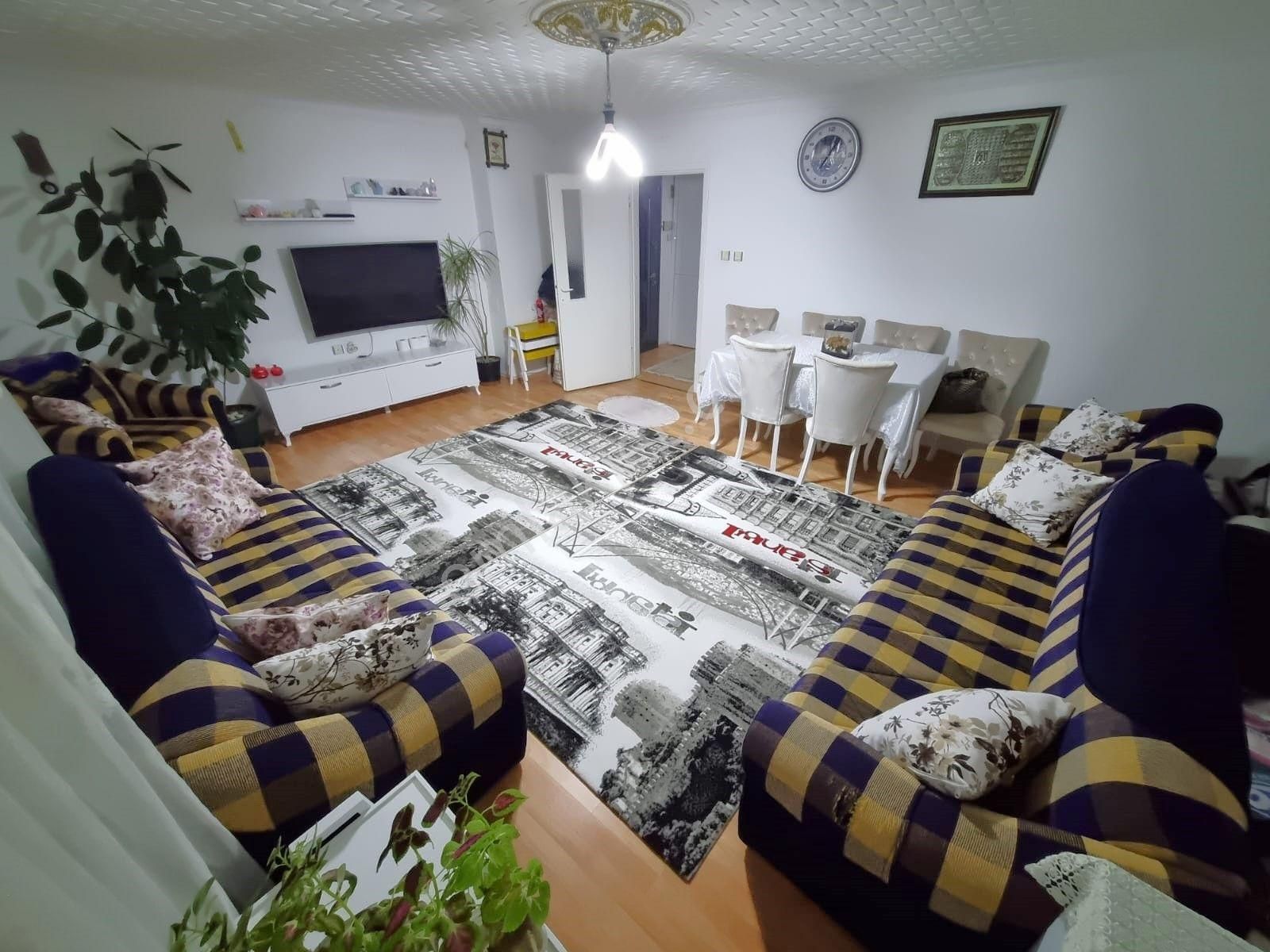 Taşcılar'dan Cadde Üzeri Merkezi Lokasyonda 3+1 Daire - Görsel 2