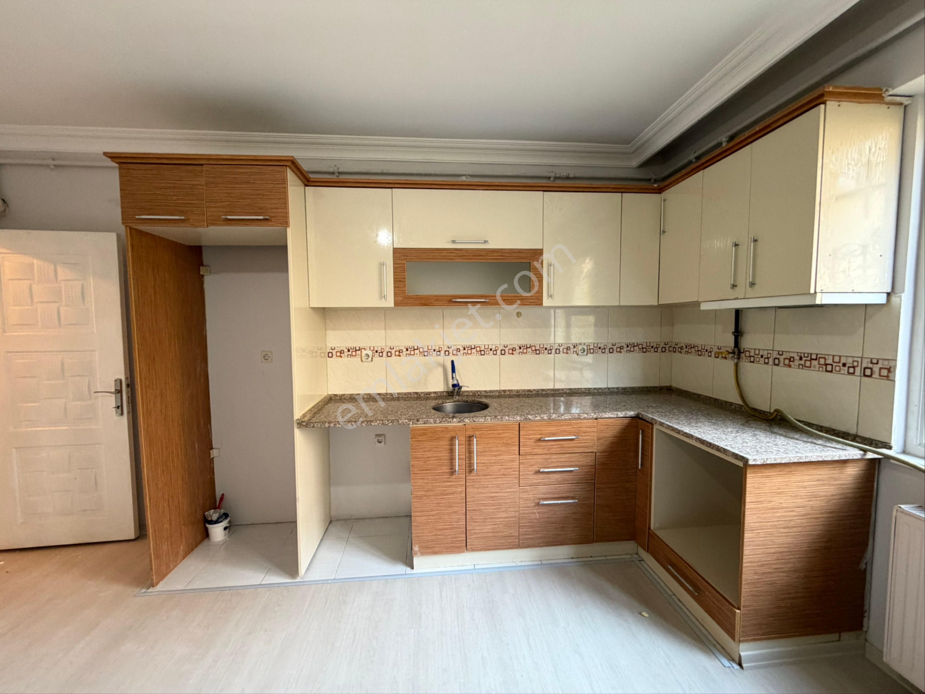 Şeyhsinanda 1+1 - Masrafsız Satılık İskanlı Daire - Görsel 3