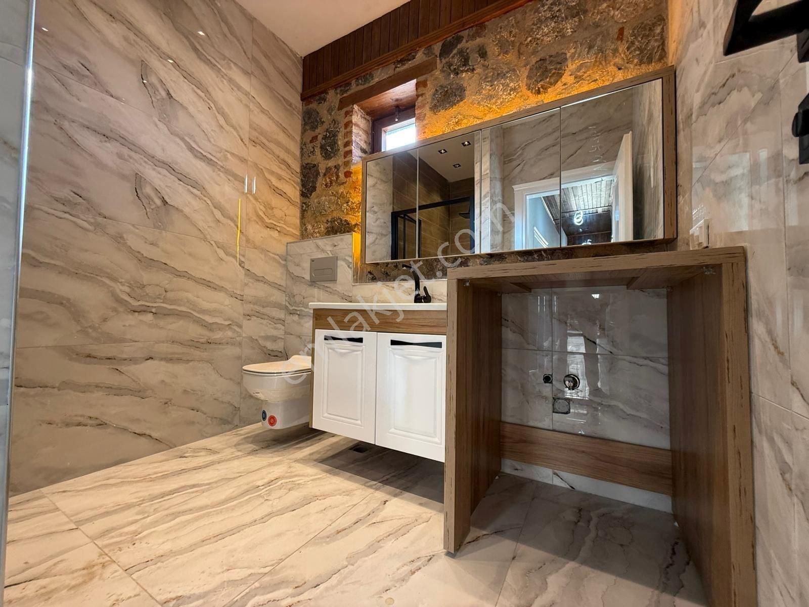 Müstakil Yaşam - Şömineli - Özel Tasarım Villa - Görsel 29