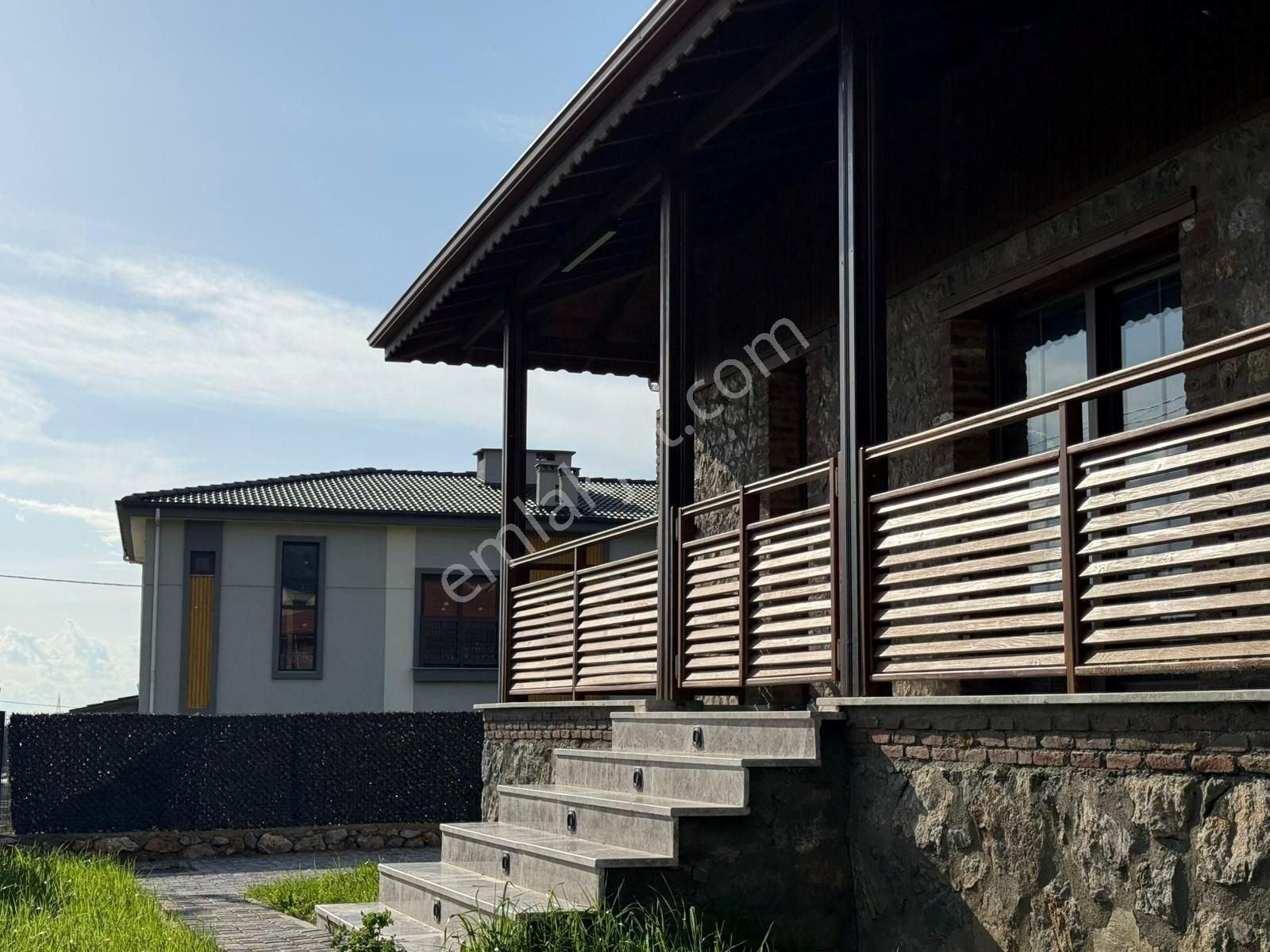 Müstakil Yaşam - Şömineli - Özel Tasarım Villa - Görsel 3