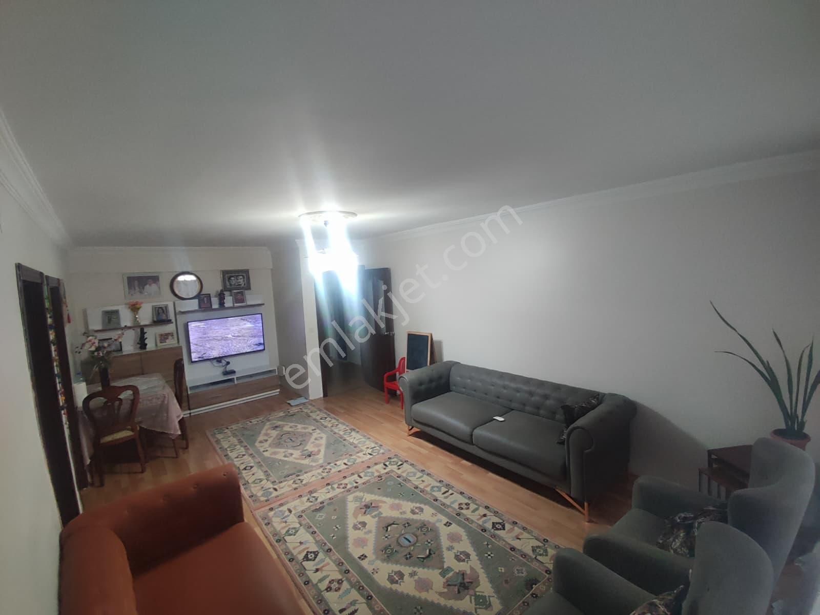 Tepebaşı Mahallesinde 3+1 Caddeye Yakın Satılık - Görsel 2