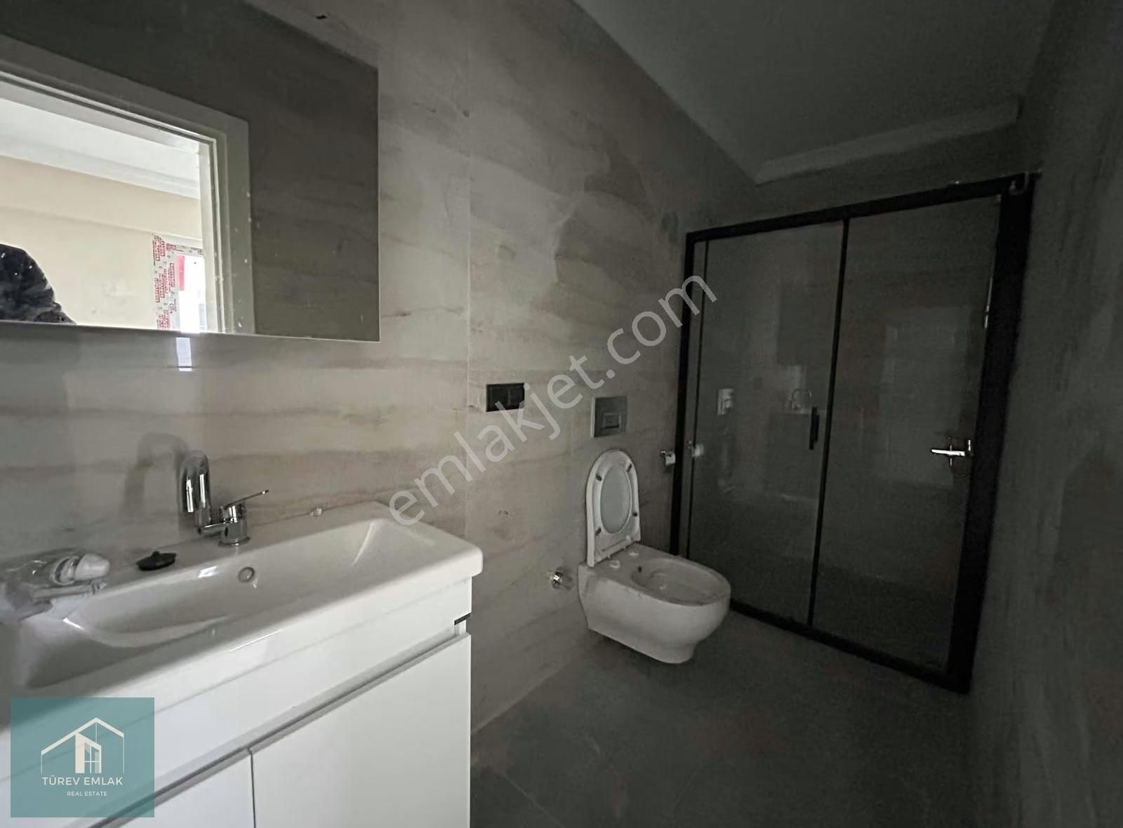 Merkezi Lokasyonda Satılık Sıfır 1+1 Daire - Görsel 2