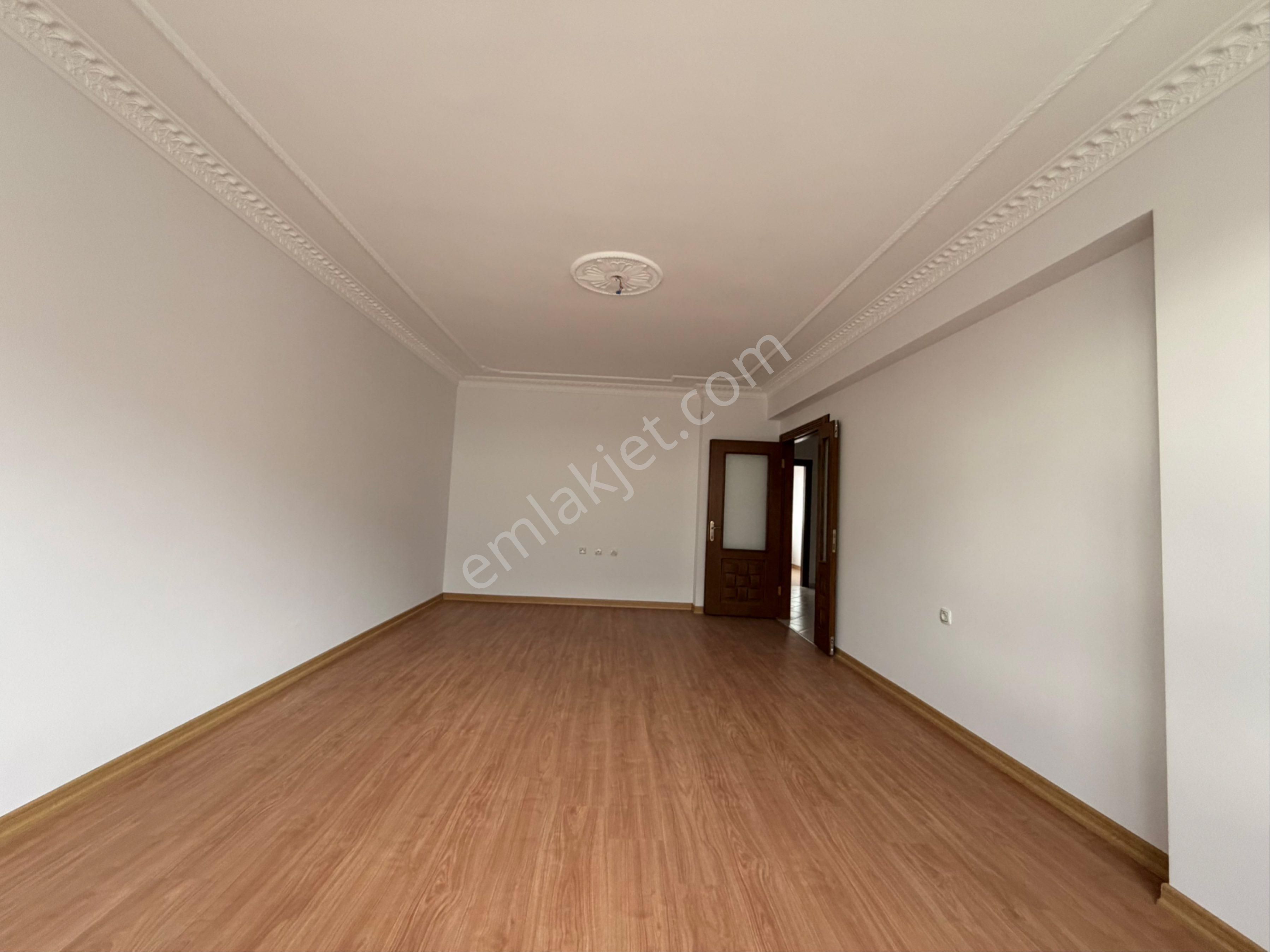 Fırsat Uyanış Mah Asansörlü Ebeveyn Banyolu Yeni Binada 4+1 - Görsel 15