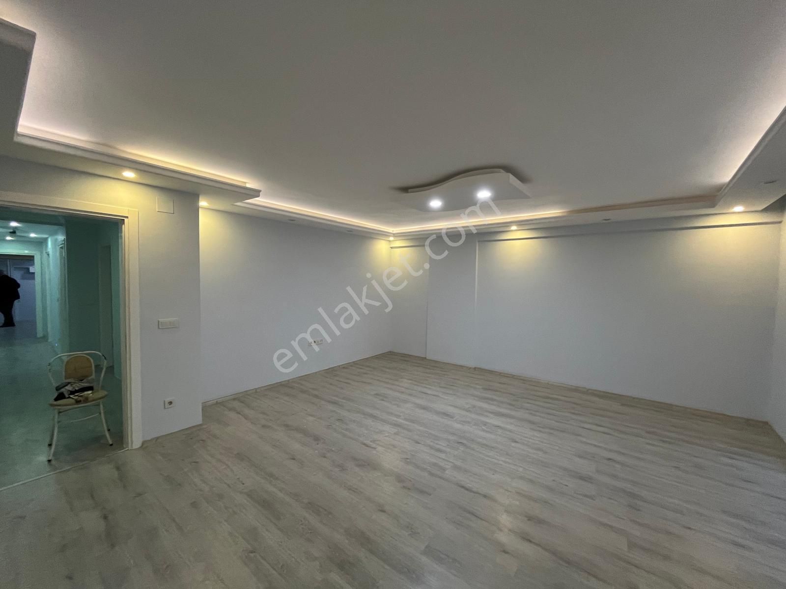 Söke Atatürk'te Yerden Isıtmalı 3+1 Ebeveyn Banyolu Daire - Görsel 32