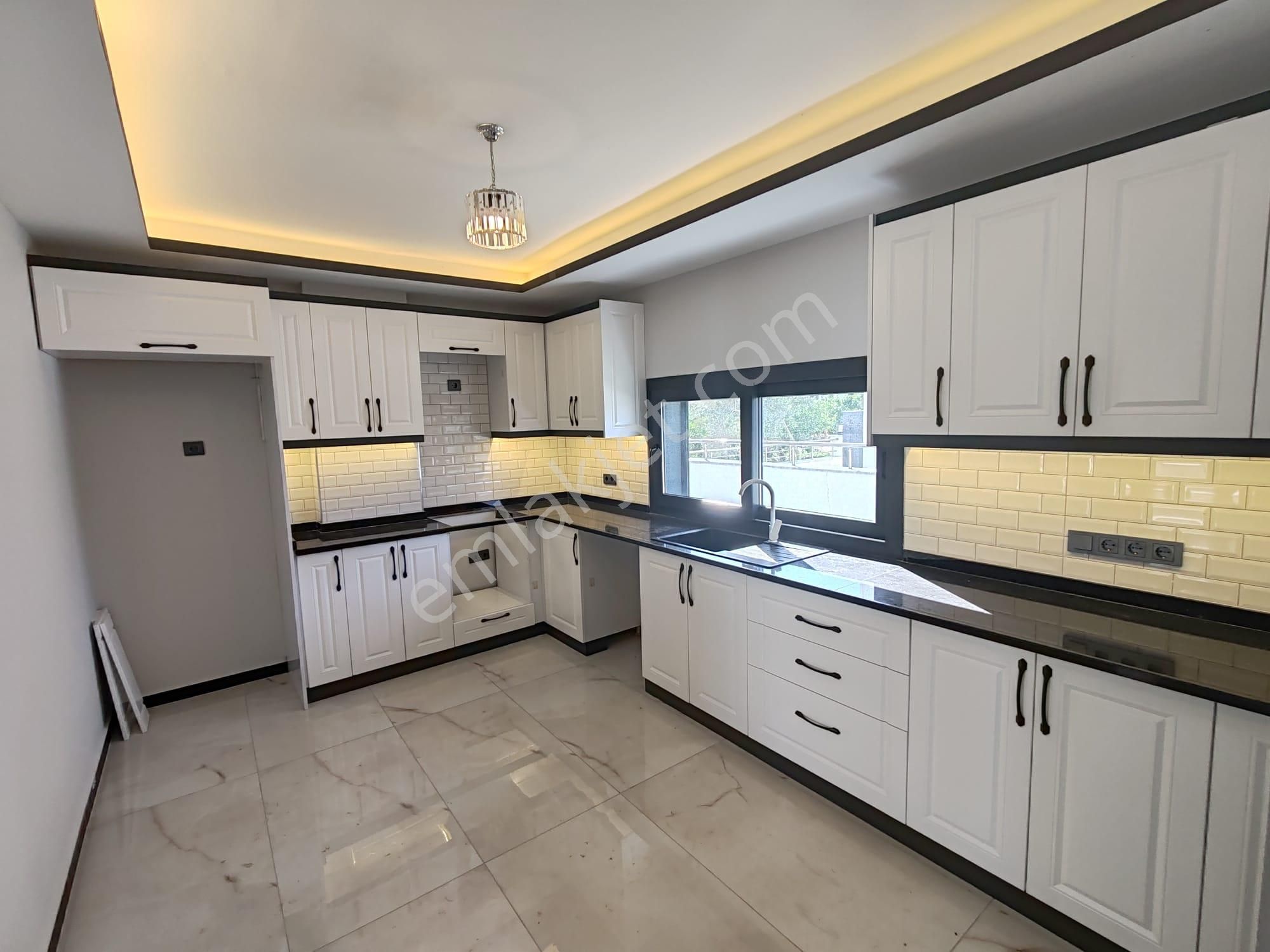 Didim'de 3+1 Ayrı Mutfak Müstakil Villa | Havuzlu - Görsel 13