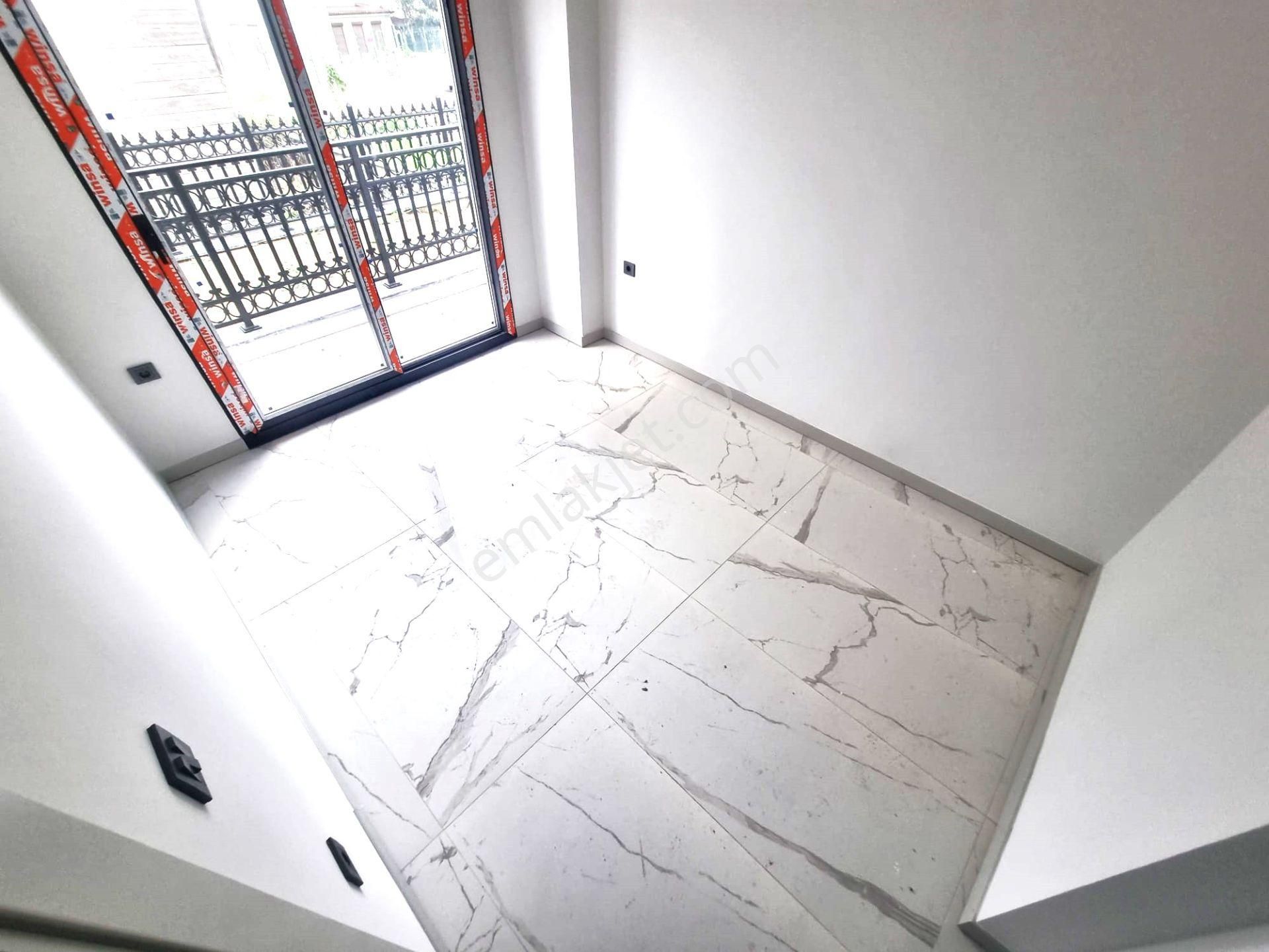 Aygül'den Akçay Güre Arası Sıfır Müstakil Tadında Bahçe Kullanımlı Yerden Isıtmalı 1+1 Satılık Daire - Görsel 16