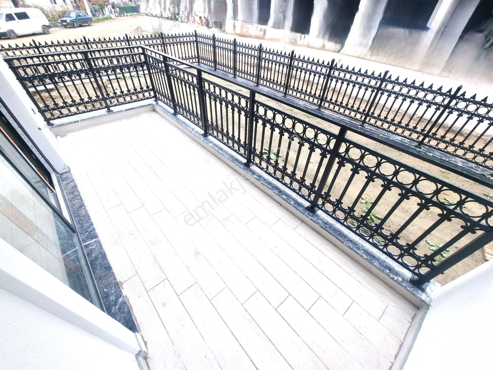 Aygül'den Akçay Güre Arası Sıfır Müstakil Tadında Bahçe Kullanımlı Yerden Isıtmalı 1+1 Satılık Daire - Görsel 27