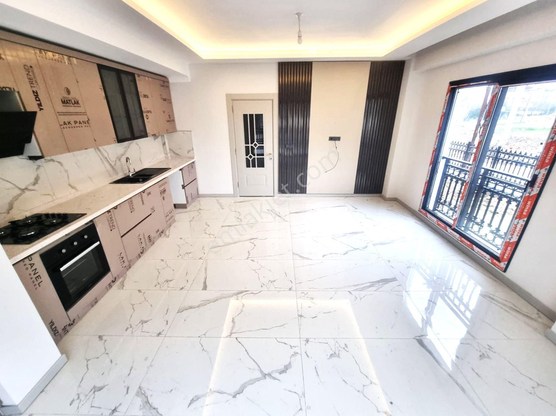 Aygül'den Akçay Güre Arası Sıfır Müstakil Tadında Bahçe Kullanımlı Yerden Isıtmalı 1+1 Satılık Daire - Görsel 11