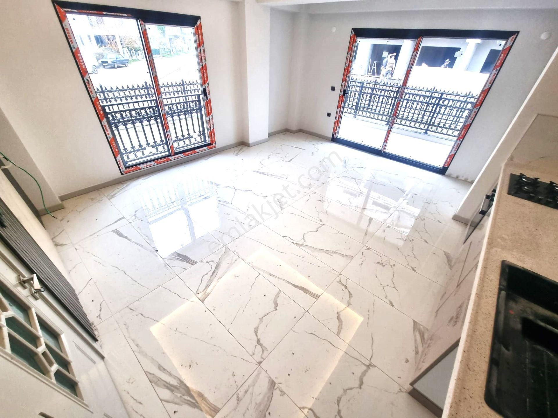 Aygül'den Akçay Güre Arası Sıfır Müstakil Tadında Bahçe Kullanımlı Yerden Isıtmalı 1+1 Satılık Daire - Görsel 7