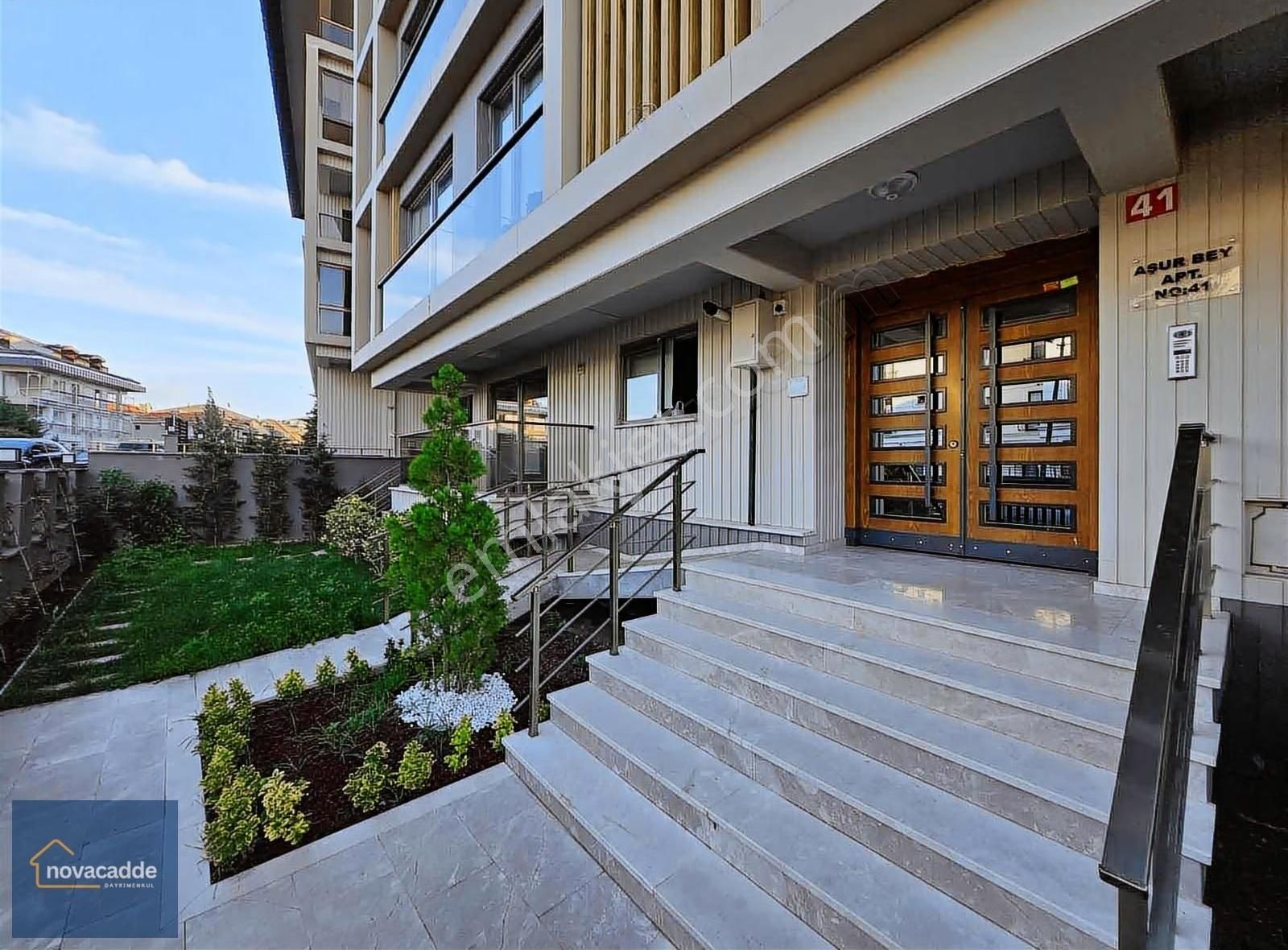 Üsküdar Güzeltepe'de Yeni Binada, Balkonlu 3+1 Kiralık Daire - Görsel 15