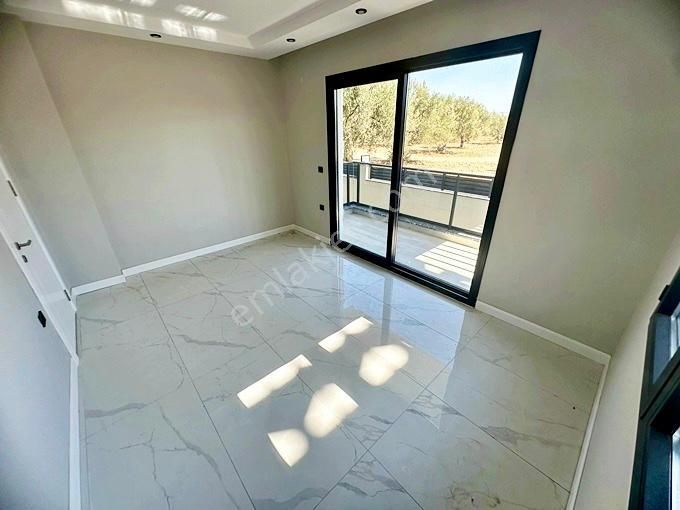 🏡 Referans'tan Güre'de Havuzlu Sitede Ön Cephe 1+1 Daire - Görsel 29