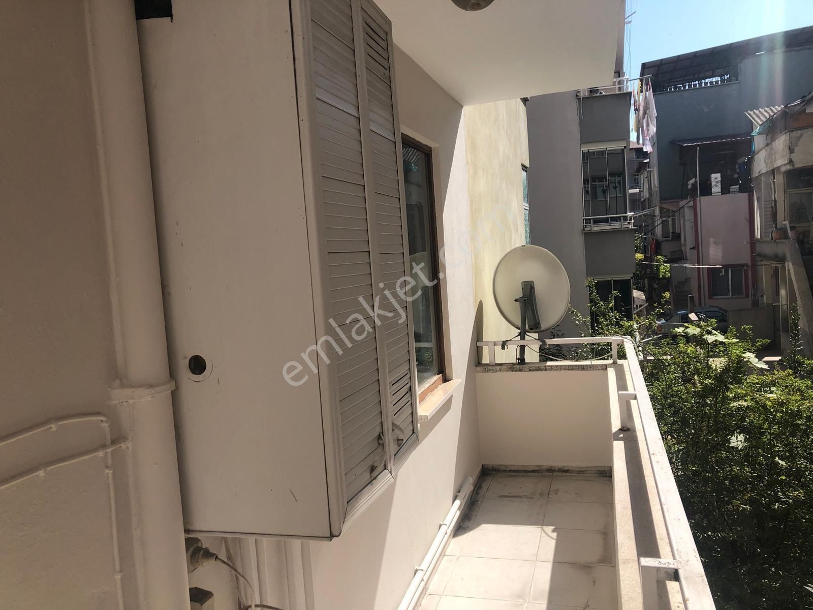 Furkan Emlaktan Bahçelievler Mah 3+1 1.kat 130 M2 Çift Balkonlu Dış Cepheli Arakat Fırsat Daire - Görsel 8