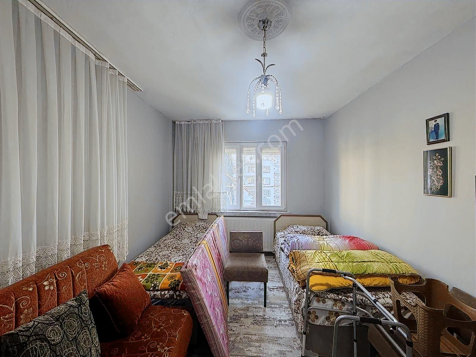 Remax Pin'de Girne Mh'de Satılık 3+1 Doğalgazlı Yalıtımlı Daire - Görsel 9