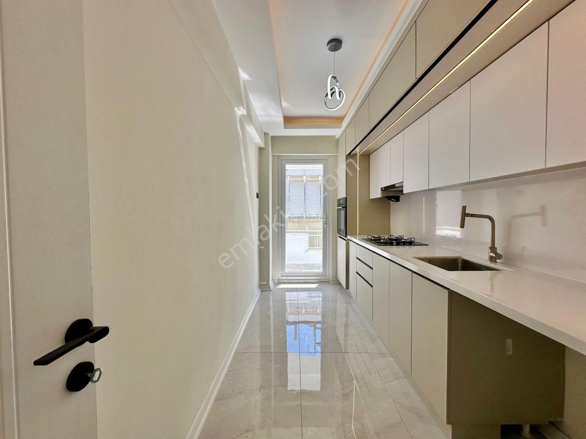 ꧁ay Emlak'tan꧂askeri Kampa Yakın Denize 200 M Arakat Ön Cephe Satılık 2+1 Daire - Görsel 4