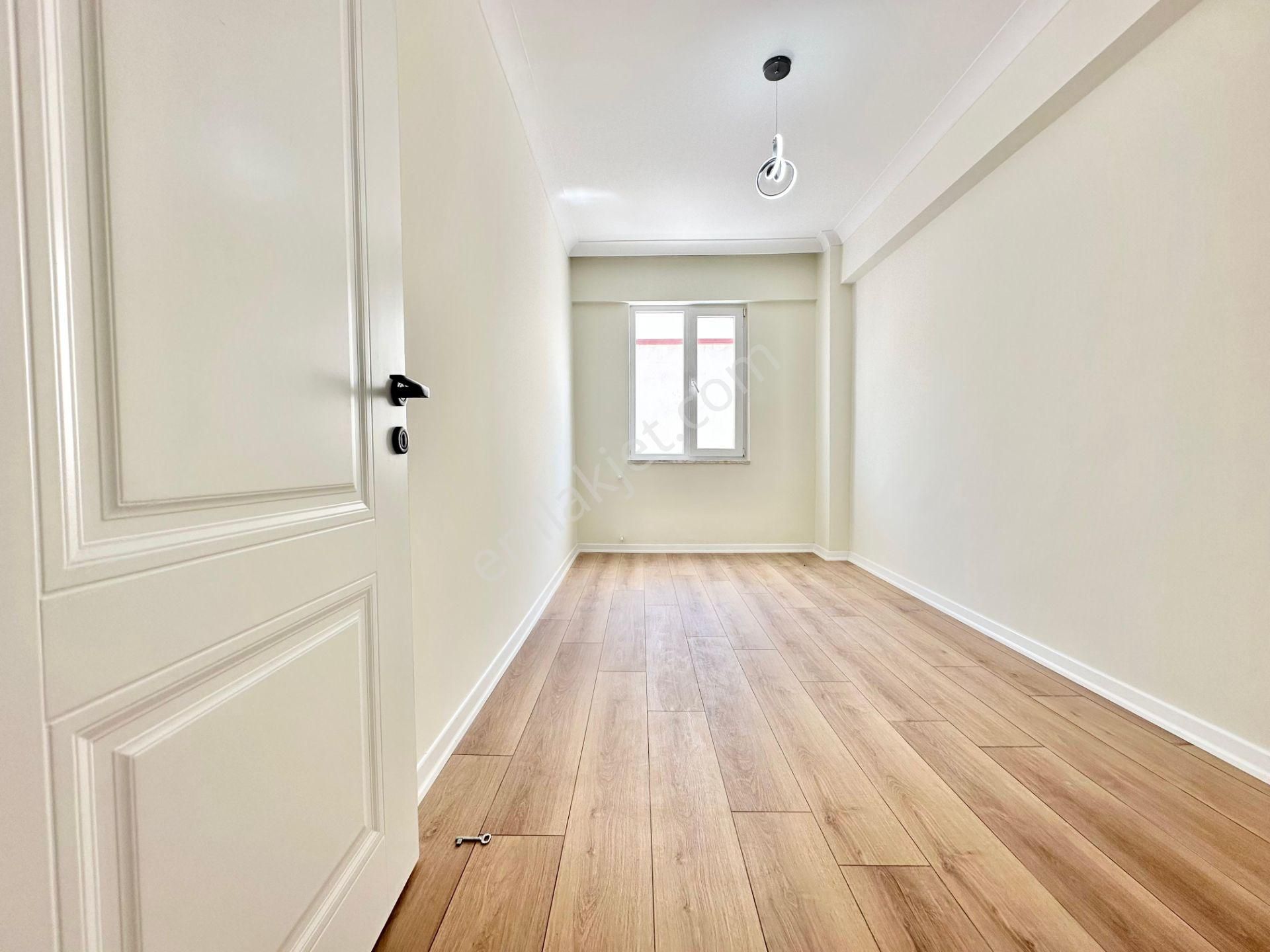 ꧁ay Emlak'tan꧂askeri Kampa Yakın Denize 200 M Arakat Ön Cephe Satılık 2+1 Daire - Görsel 13