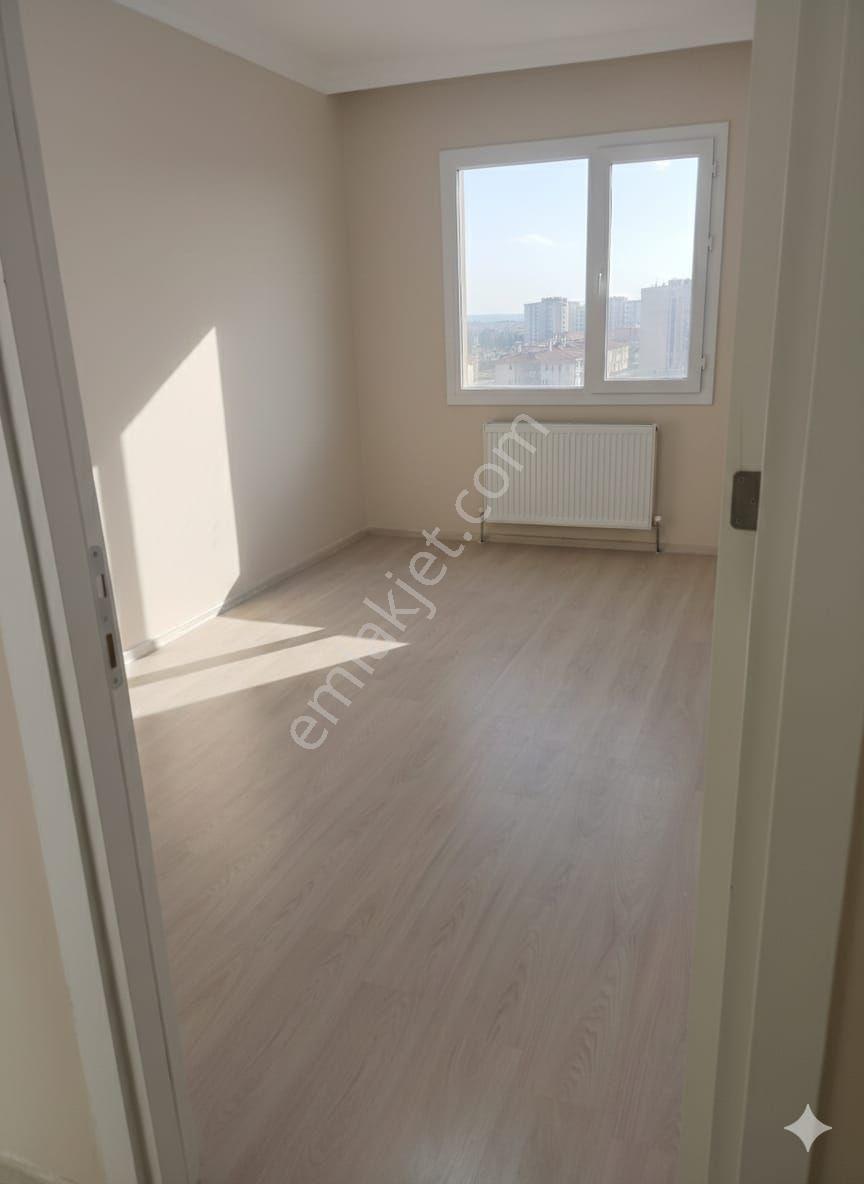 Fiyat Güncellendi İhtiyaçtan Satılık 4+1 ( 170m² Okullara Ve Hastaneye Yürüme Mesafesinde - Görsel 4