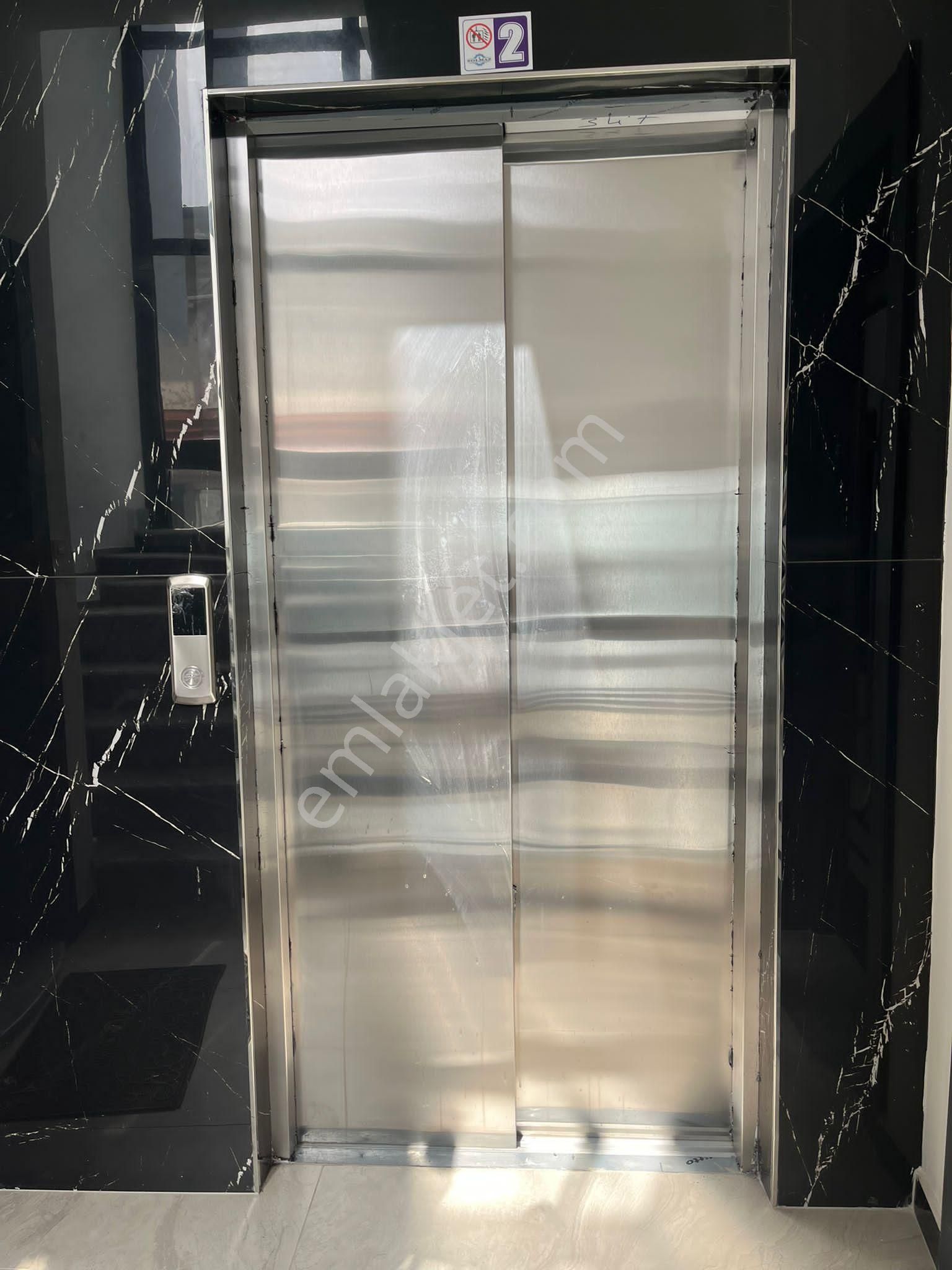 Didim Yeni Mah. Merkezi Konumda 1+1 Açık Mutfaklı Dairemiz Satılıktır Binamız Asansörlüdür - Görsel 3