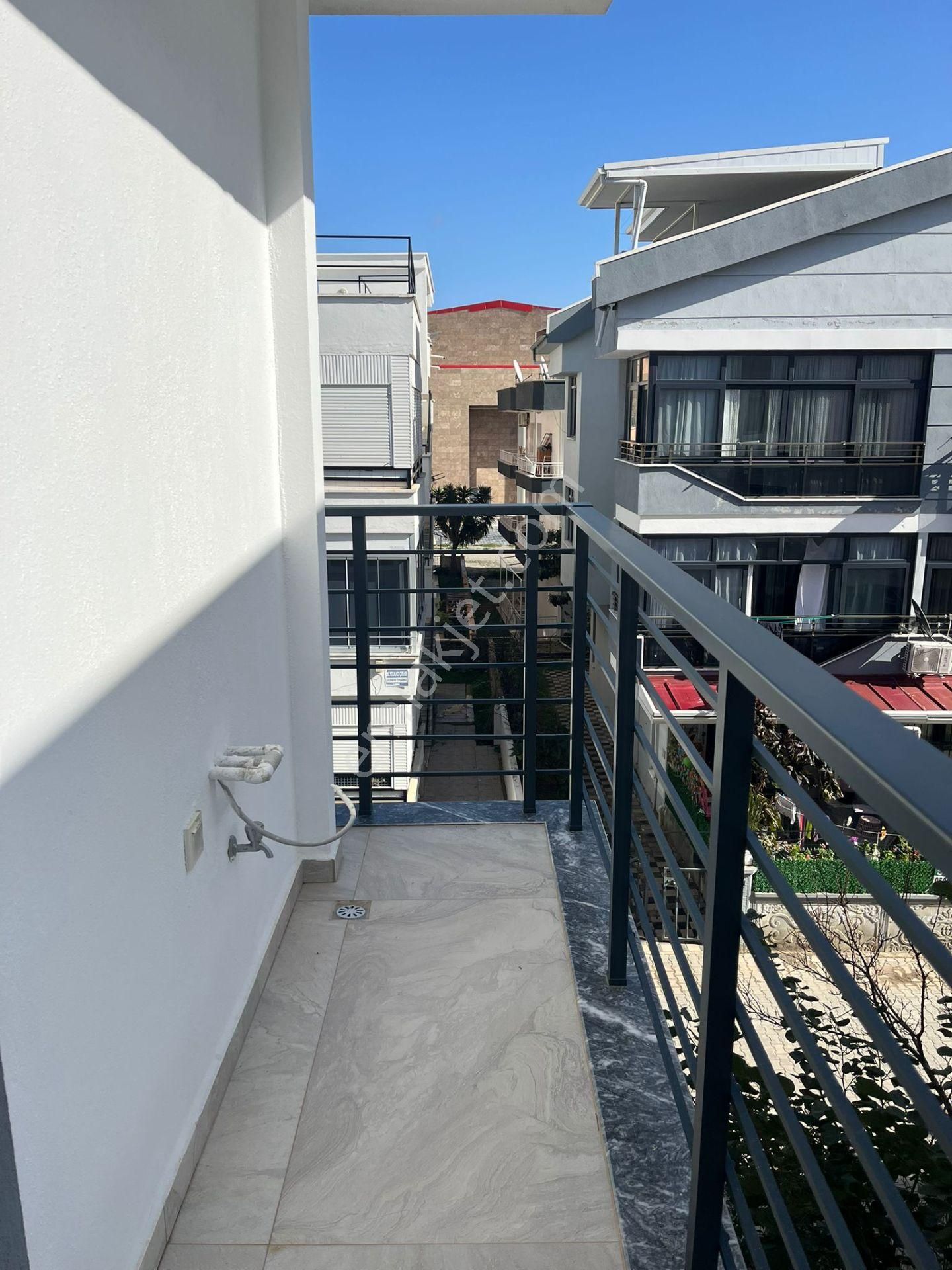 Didim Yeni Mah. Merkezi Konumda 1+1 Açık Mutfaklı Dairemiz Satılıktır Binamız Asansörlüdür - Görsel 11