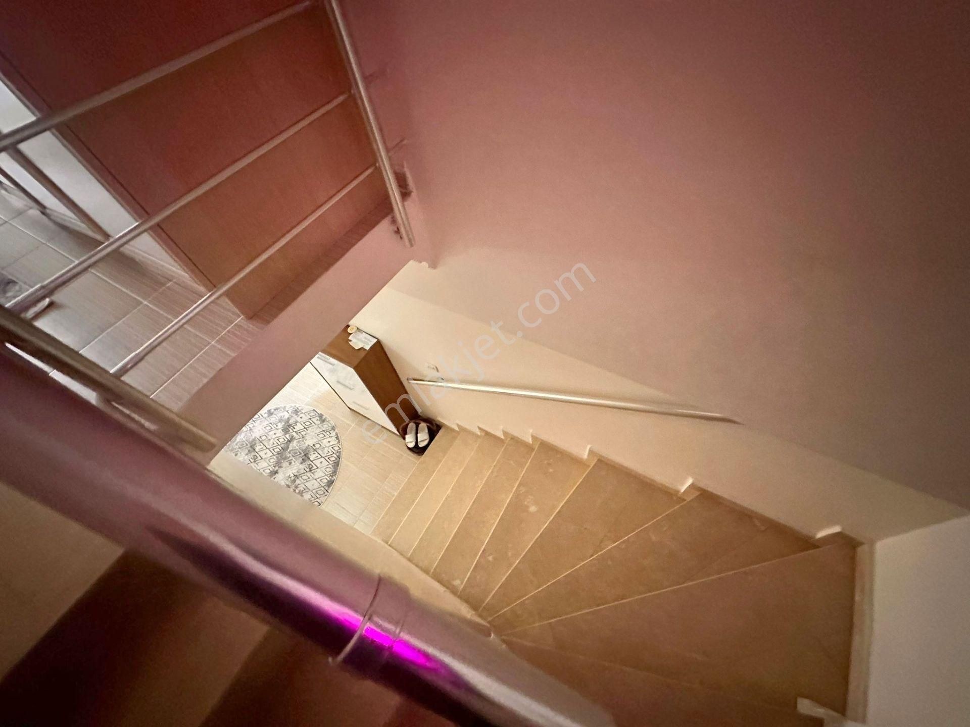 Şafak'tan Çiçekli'de 4+1 Yeni Bina Asansörlü-açık Teras-dubleks - Görsel 20