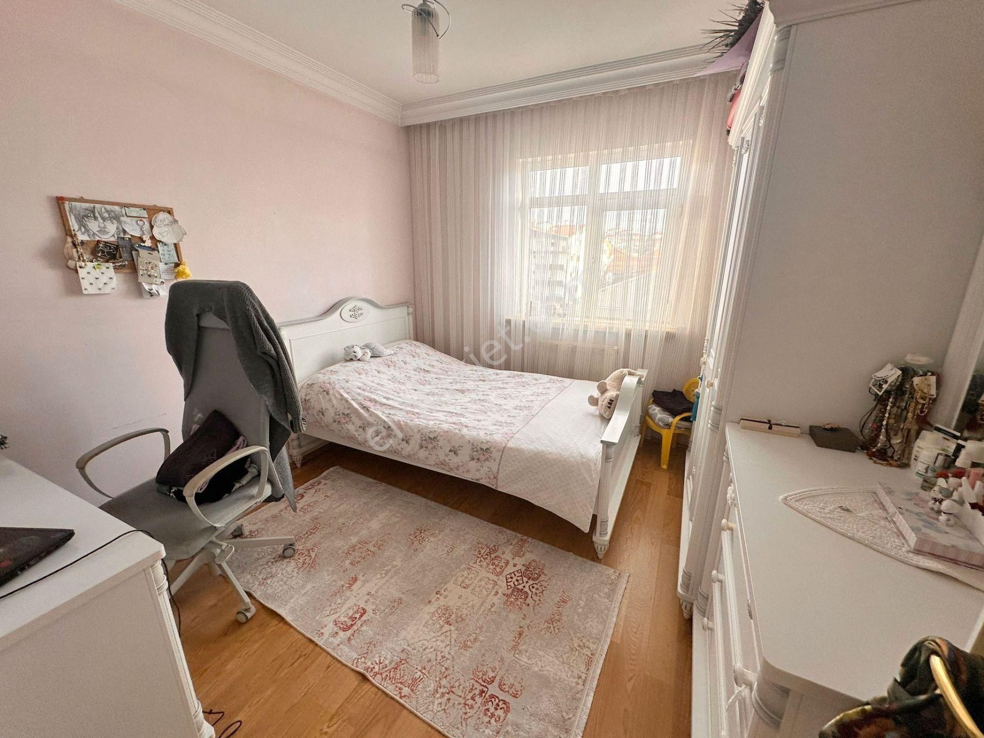 Şafak'tan Çiçekli'de 4+1 Yeni Bina Asansörlü-açık Teras-dubleks - Görsel 13