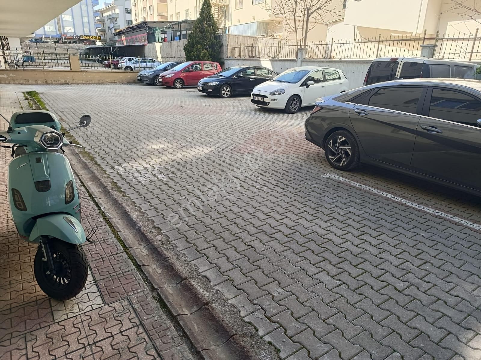 Elvankent 14 Cadde Akbank Yanı 3+1 135 M'2 Fuul Yapılı Ara Kat - Görsel 2