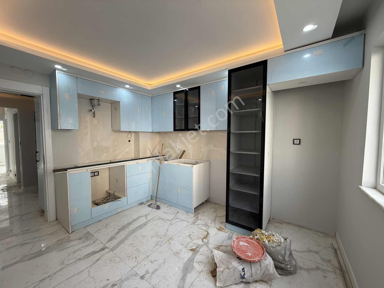 Emlak Center'dan Yarhasanlar Mah Satılık 3+1 Ara Kat Daire - Görsel 27