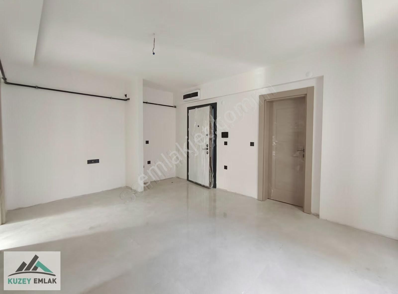 Kızılay Tuna Cad. Harika Konum 1+1 Daire **kapalı Otoparklı** - Görsel 11