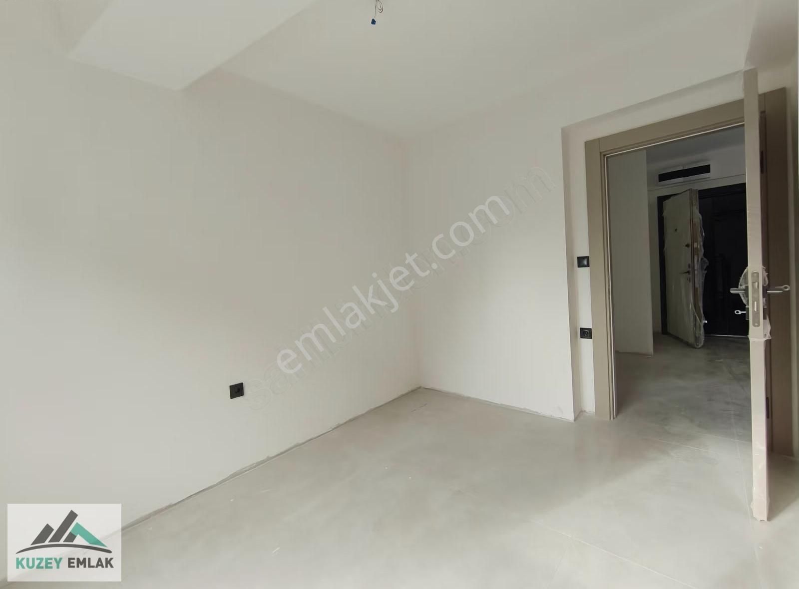 Kızılay Tuna Cad. Harika Konum 1+1 Daire **kapalı Otoparklı** - Görsel 13