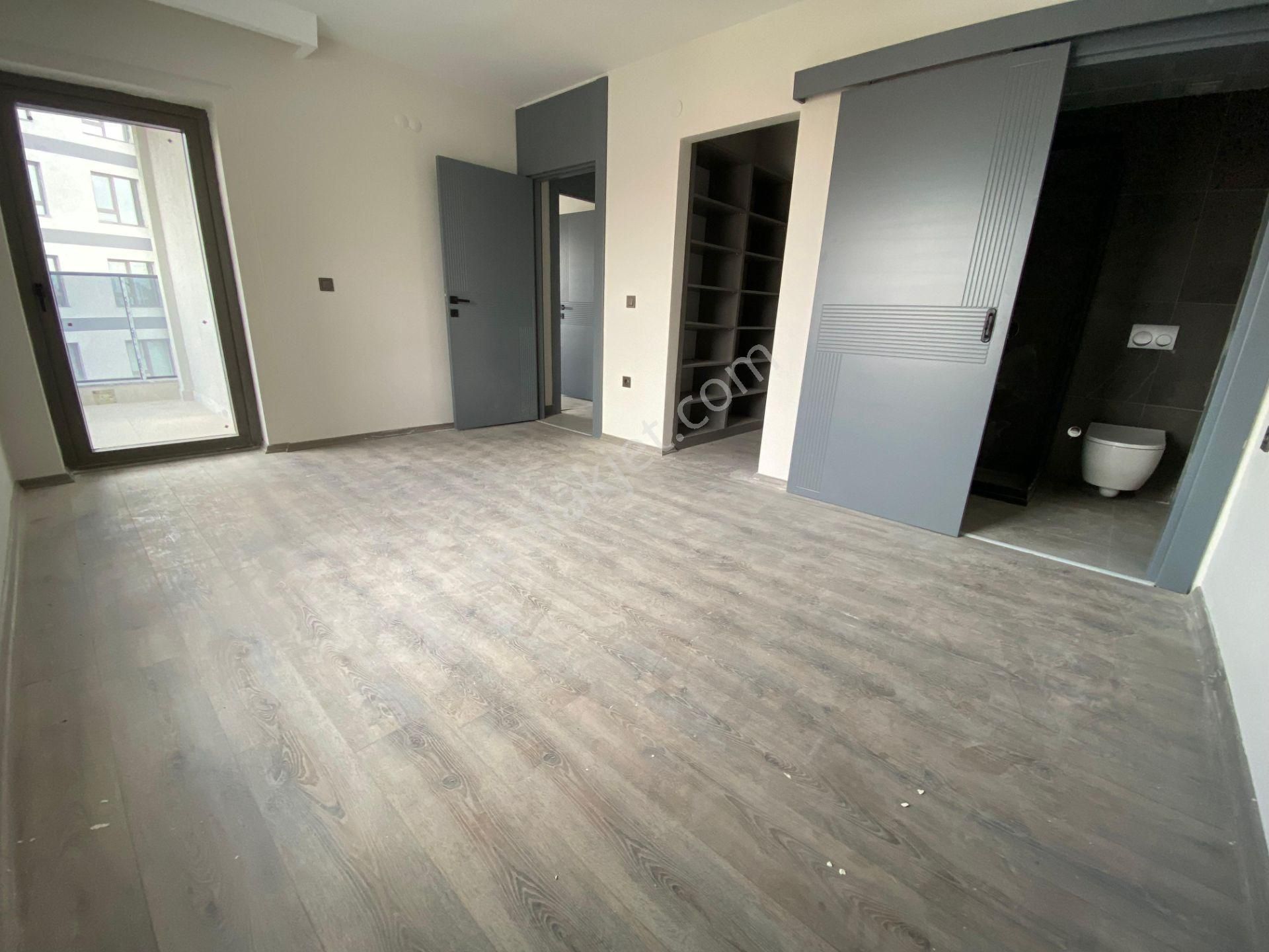 Çiçekli Mahallesinde Sıfır Sitede E.banyolu Giyinme Odalı Satılık Daire - Görsel 16