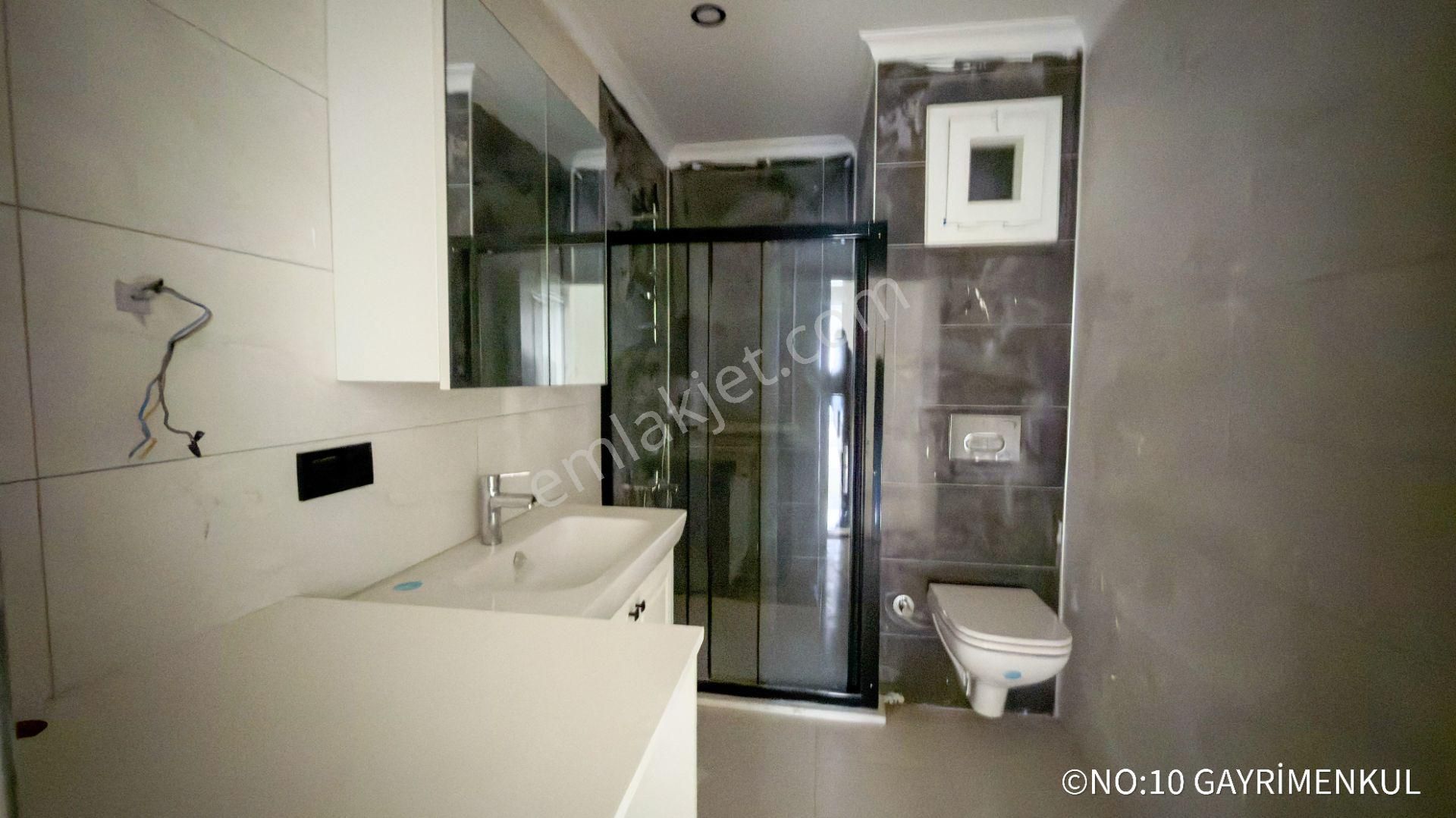 No:10 Gayrimenkul’den | Merkezi Konumda, Cadde Üstü, Oturmuş Site İçerisinde 3+1 (130 M²) Daire! - Görsel 24