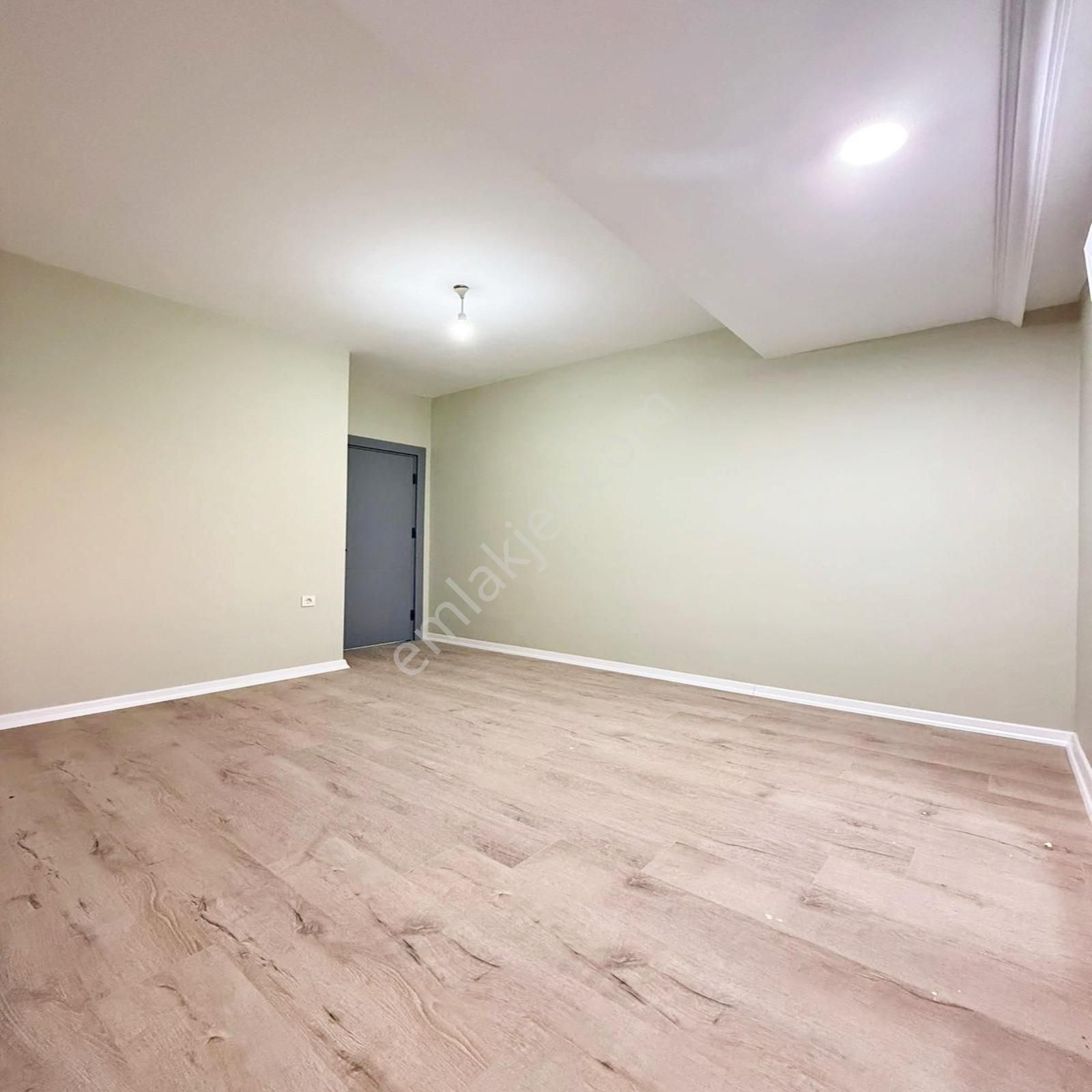 Çekmeköy Yapı Gayrimenkul'den Oturuma Hazır Lüks Daire!!! - Görsel 33