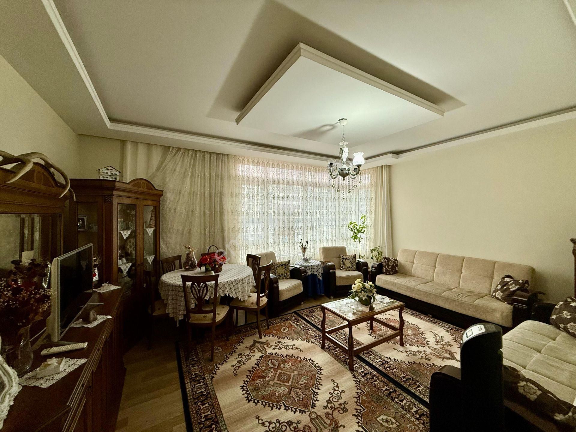 Taşcılar'dan Saray Merkezde 3+1 Güney Cephe Lüks Daire - Görsel 3