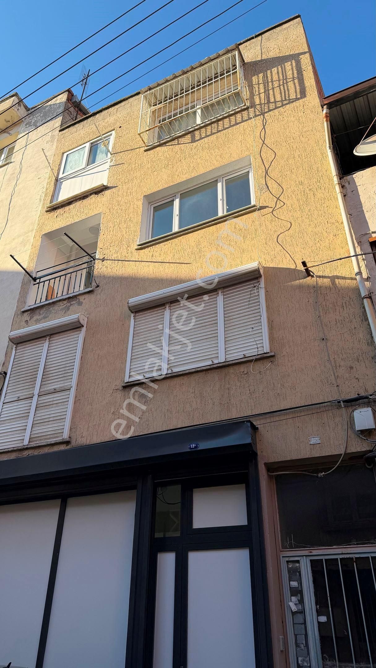 Eşrefpaşa İzmir Park Dibinde | 3+1 Çift Balkonlu | Sıfır Yapılı Ara Kat! - Görsel 2