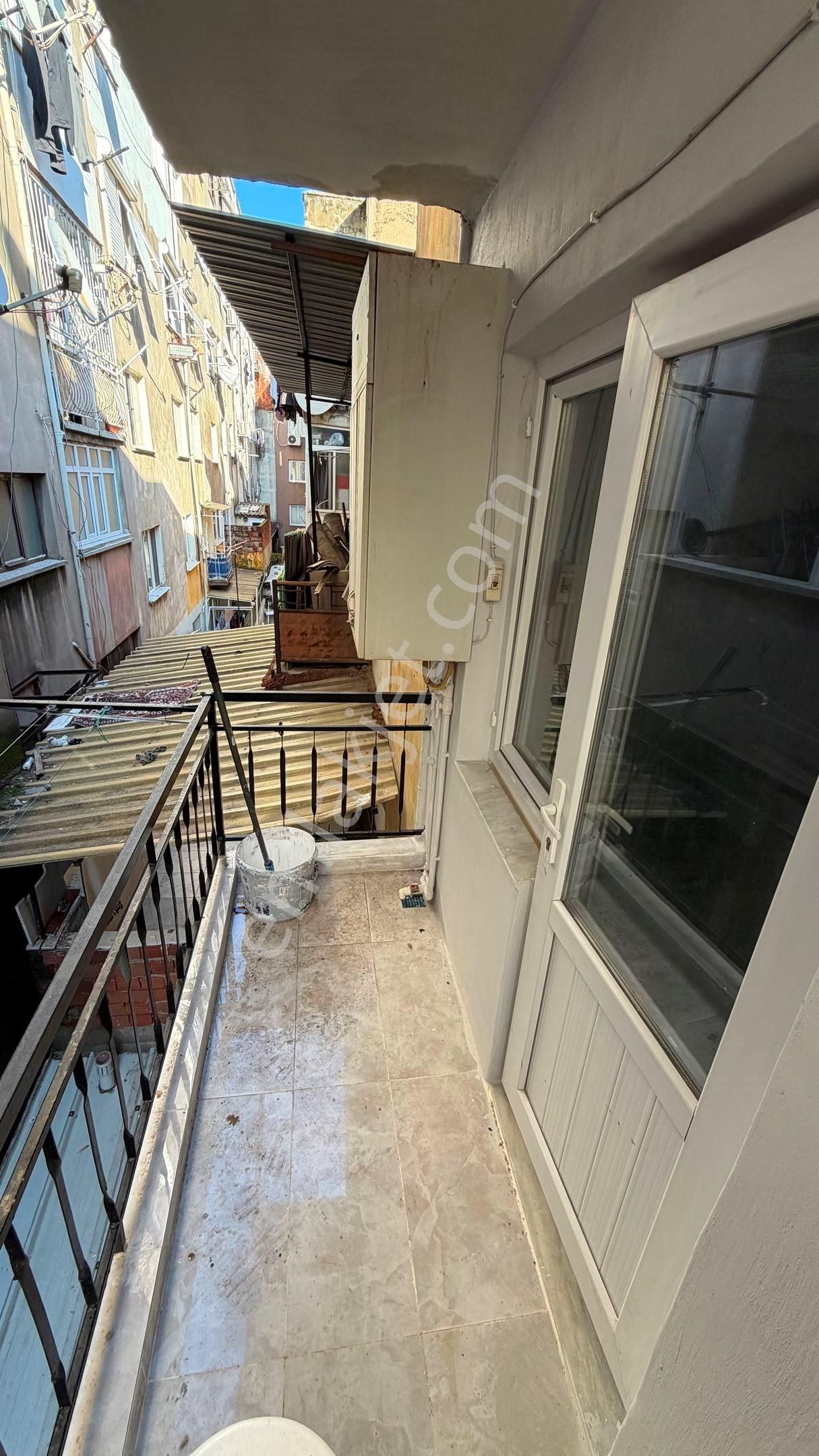 Eşrefpaşa İzmir Park Dibinde | 3+1 Çift Balkonlu | Sıfır Yapılı Ara Kat! - Görsel 18