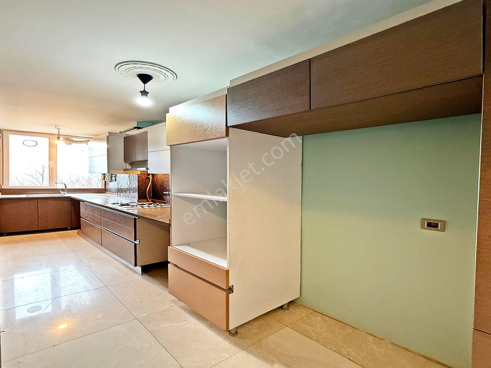 Tem Otoyoluna Cephe Park Manzaralı 1.kalite İşcilk Asansörlü 2+1 - Görsel 8