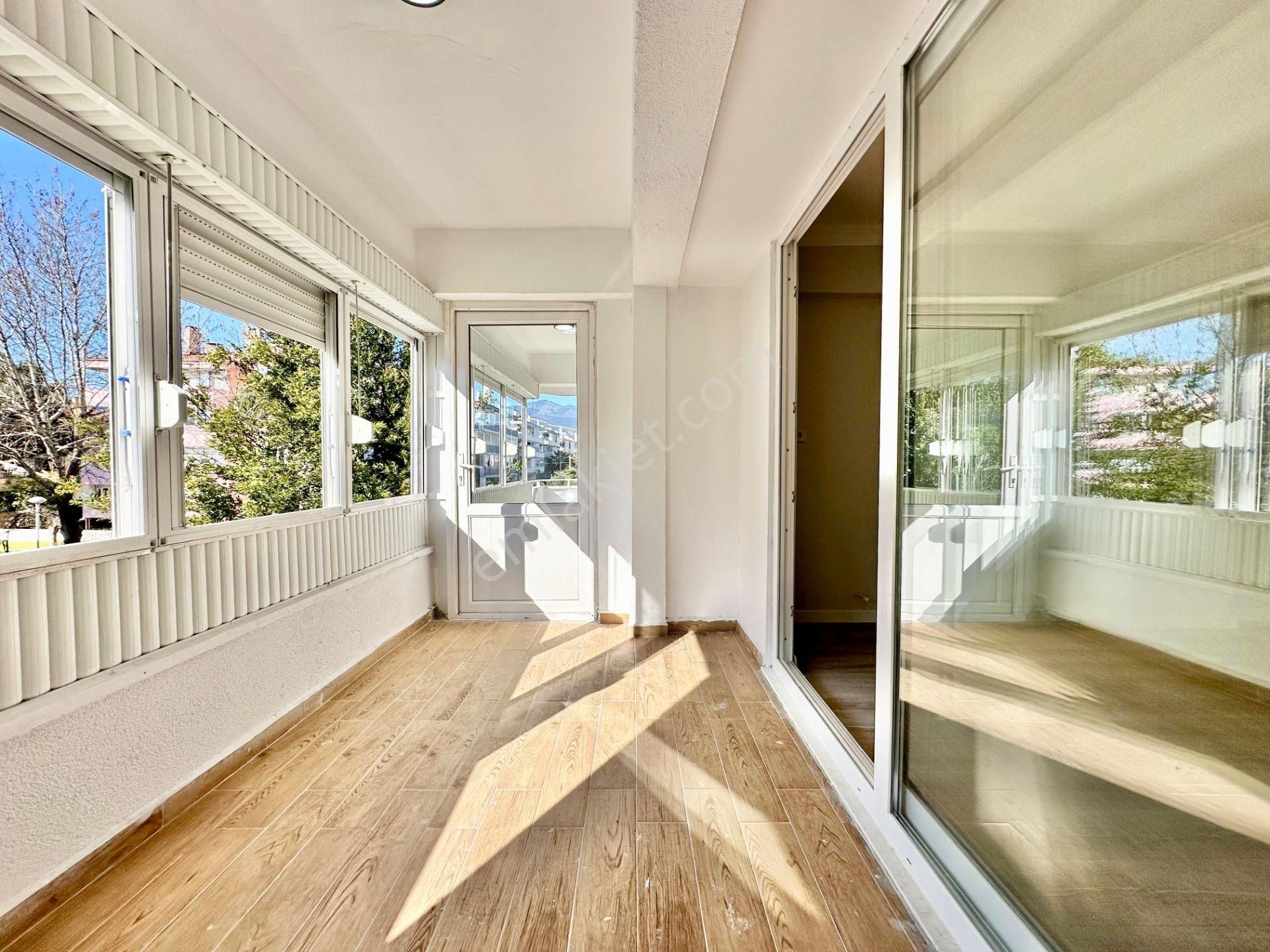 ꧁ay Emlaktan꧂akçay'da Denize 300 Mt Mesafede Arakat Ön Cephe Şık Tasarım Satılık 2+1 Lüks Daire - Görsel 11