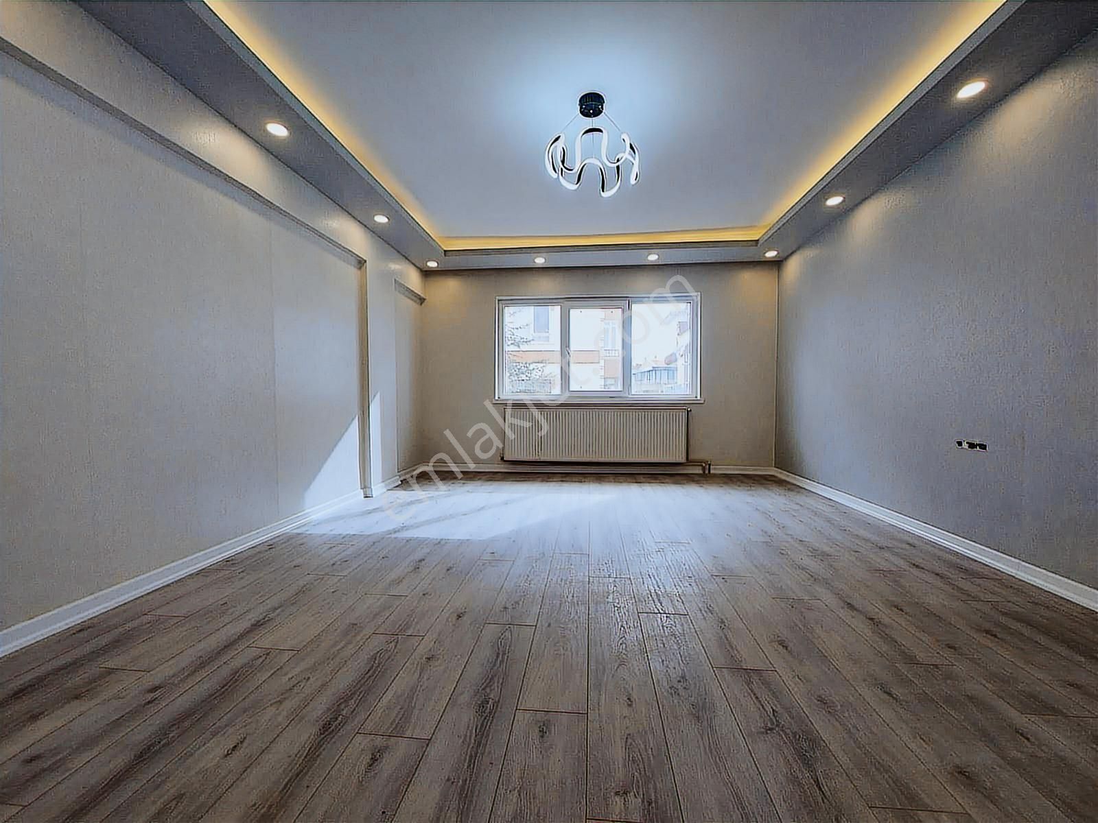 Elvan Mah Satılık 3+1 Ful Yapılı Kat Ta Geniş Daire - Görsel 2