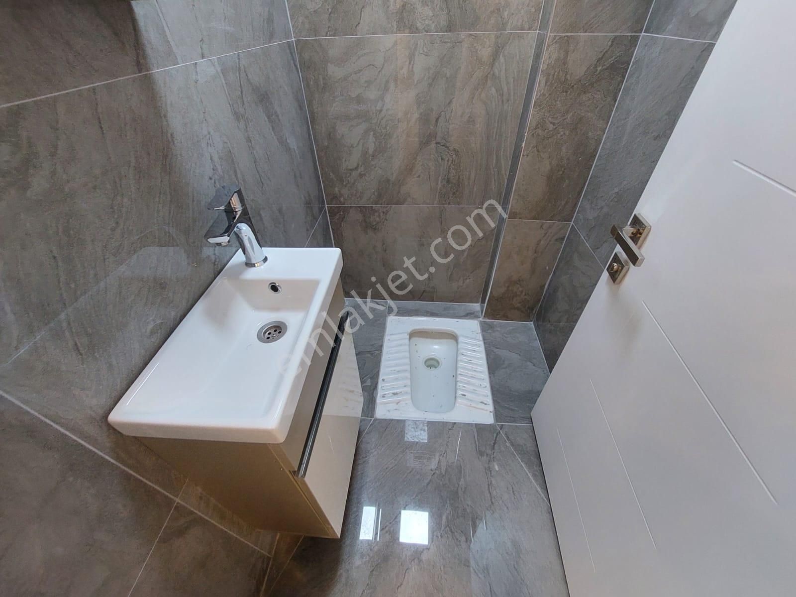 Elvan Mah Satılık 3+1 Ful Yapılı Kat Ta Geniş Daire - Görsel 10