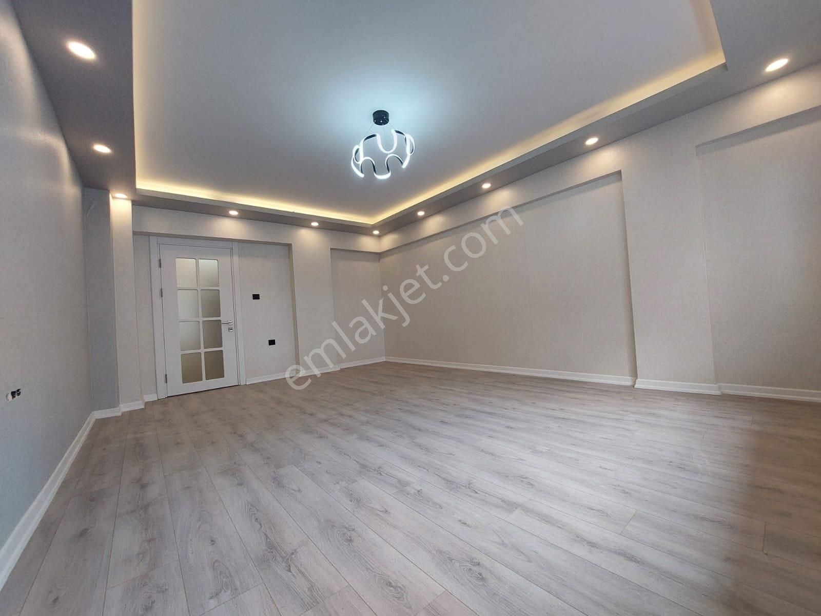 Elvan Mah Satılık 3+1 Ful Yapılı Kat Ta Geniş Daire - Görsel 8