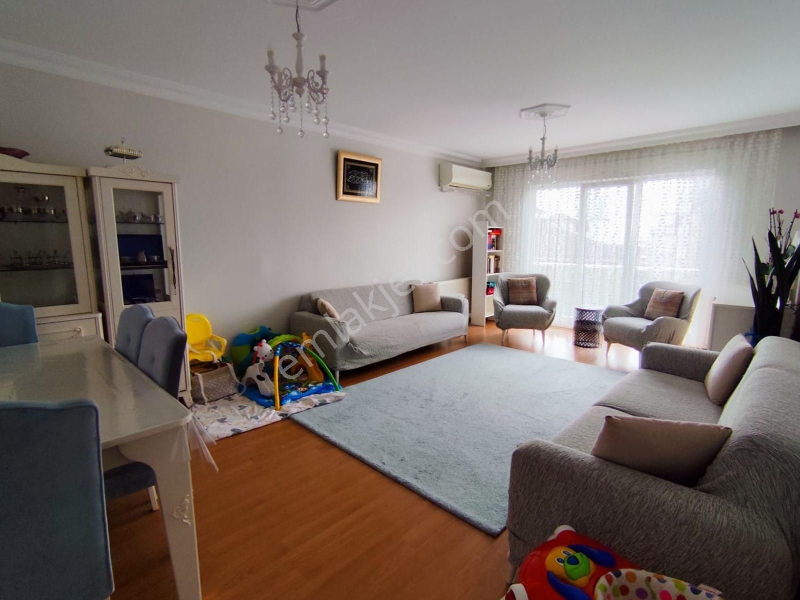 Mertcan Dan Gümüşpınar Mah Site İçi Kredi Limitsiz 3+1 Arakat - Balkonlu