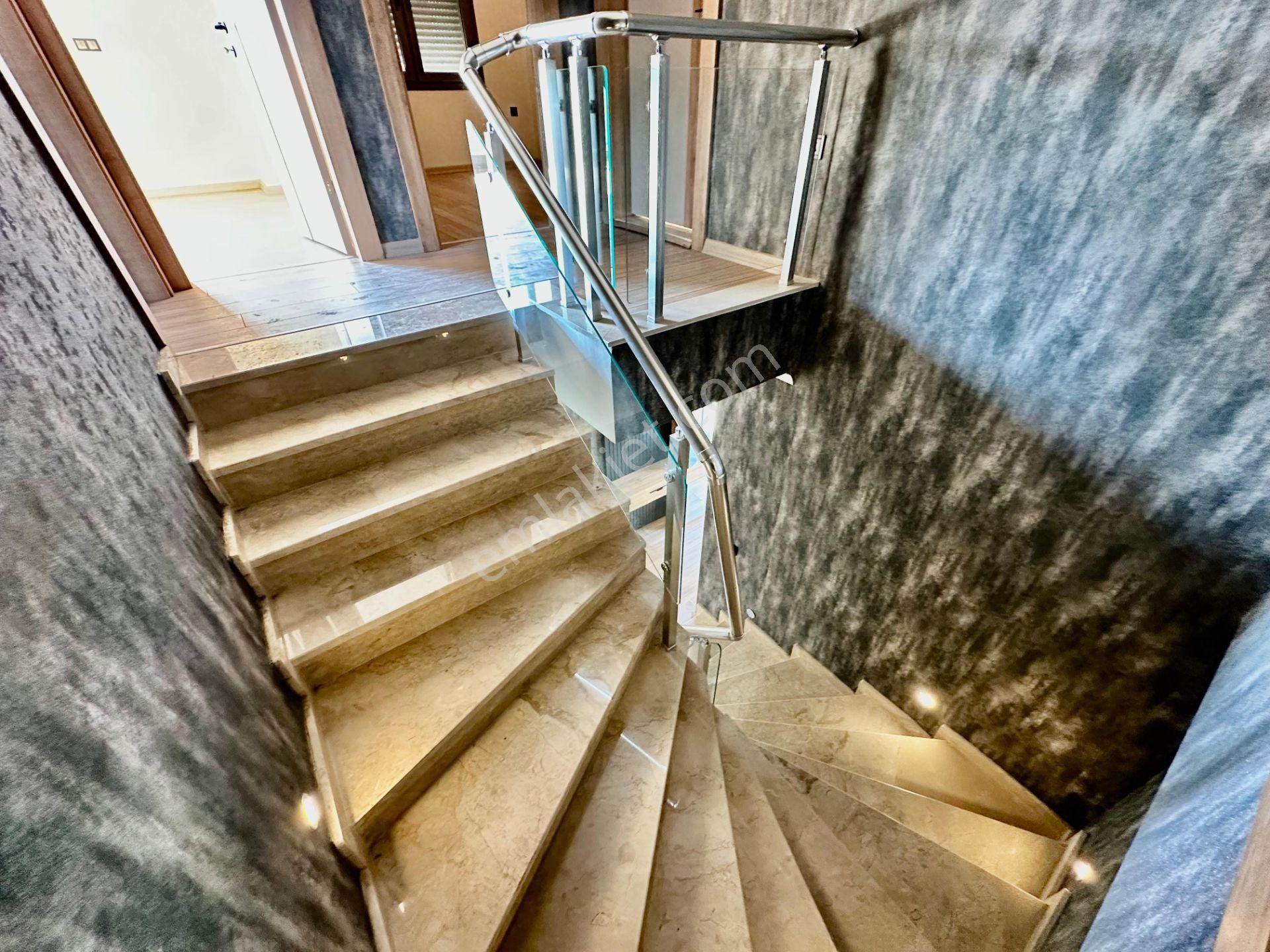 ✨akçay Ay Emlaktan✨tahtakuşlarda Denize 300 M Yeşillikler İçerisinde Huzur Bulacağınız 4+1 Villa - Görsel 29