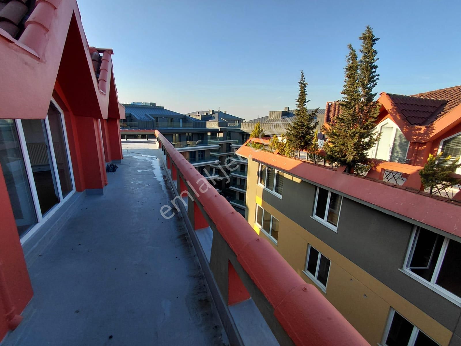 Mecidiyeköy Merkezde Kiralık Ofis 350 M2 Teraslı Çatı Katı Şehir Manzaralı - Görsel 20