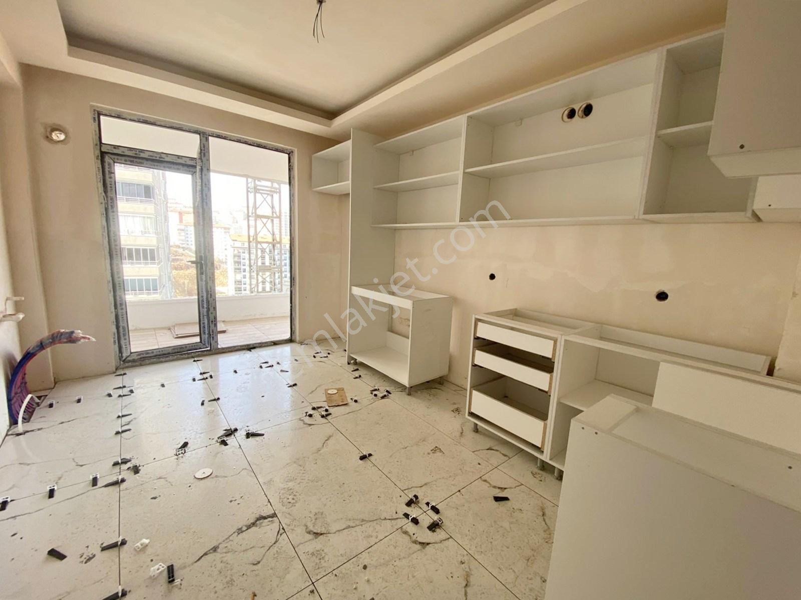 Valentia'dan Şehitler Cadde Üzeri Sıfır 3+1 Satılık Daire !!! - Görsel 25