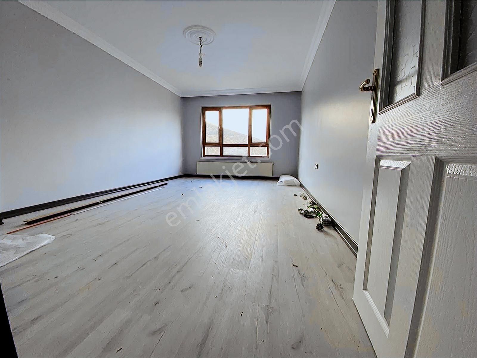 2+1 80 M2 1.katta Ful Yapılı Komple Etrafı Açık Fırsat Daire !! - Görsel 23
